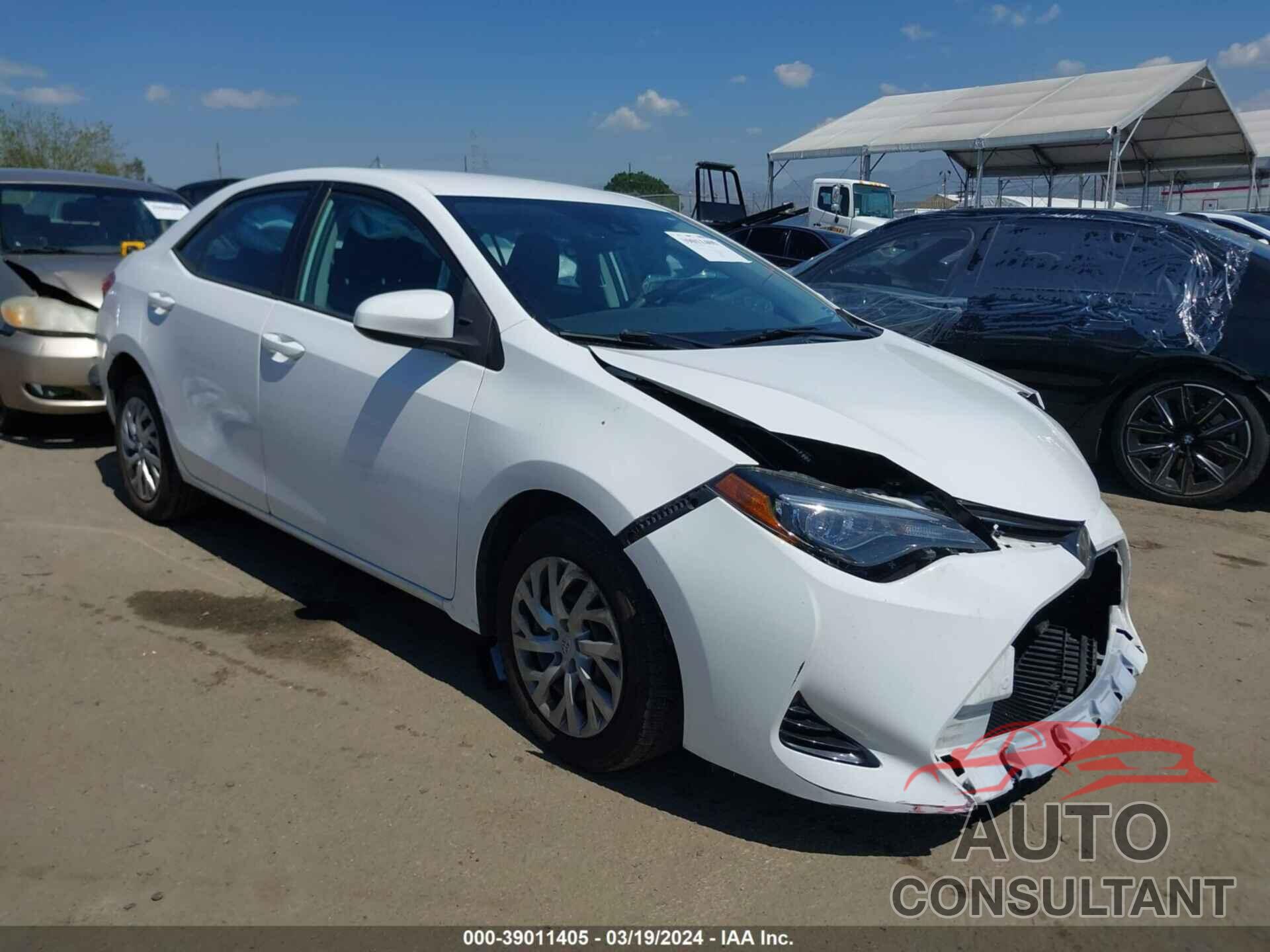 TOYOTA COROLLA 2017 - 5YFBURHE8HP698070
