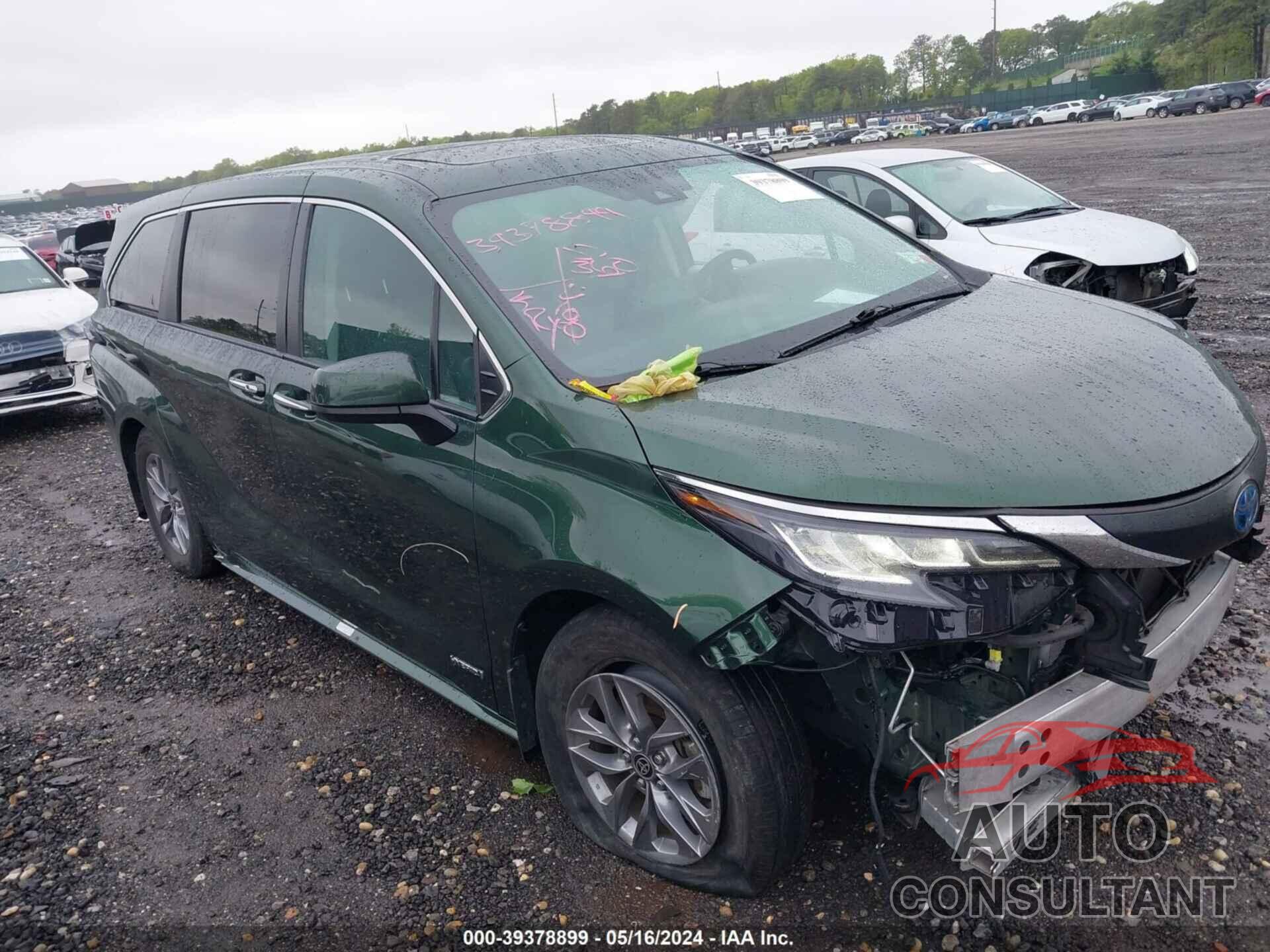 TOYOTA SIENNA 2021 - 5TDYSKFC6MS018645