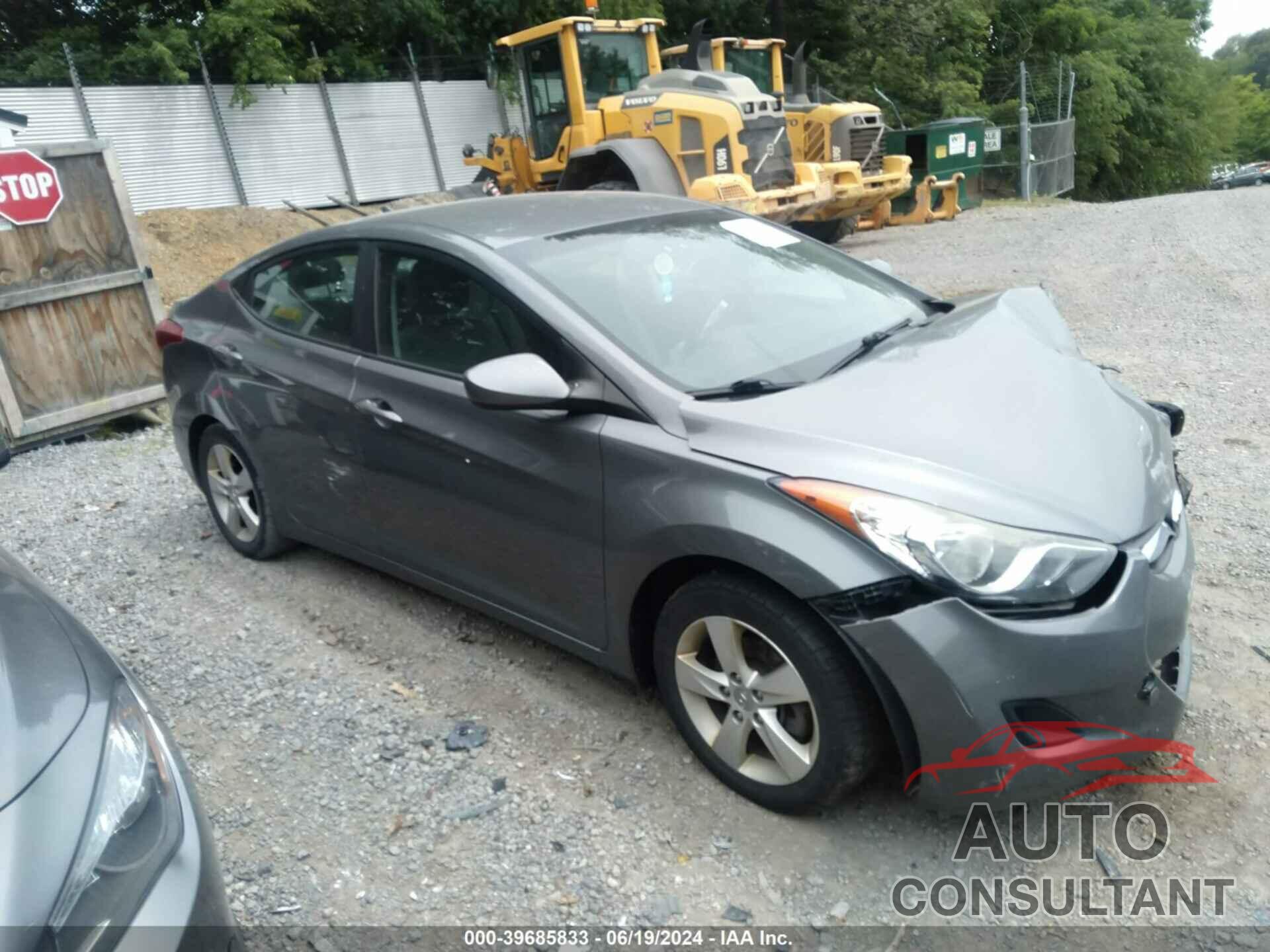 HYUNDAI ELANTRA 2013 - 5NPDH4AE8DH380189