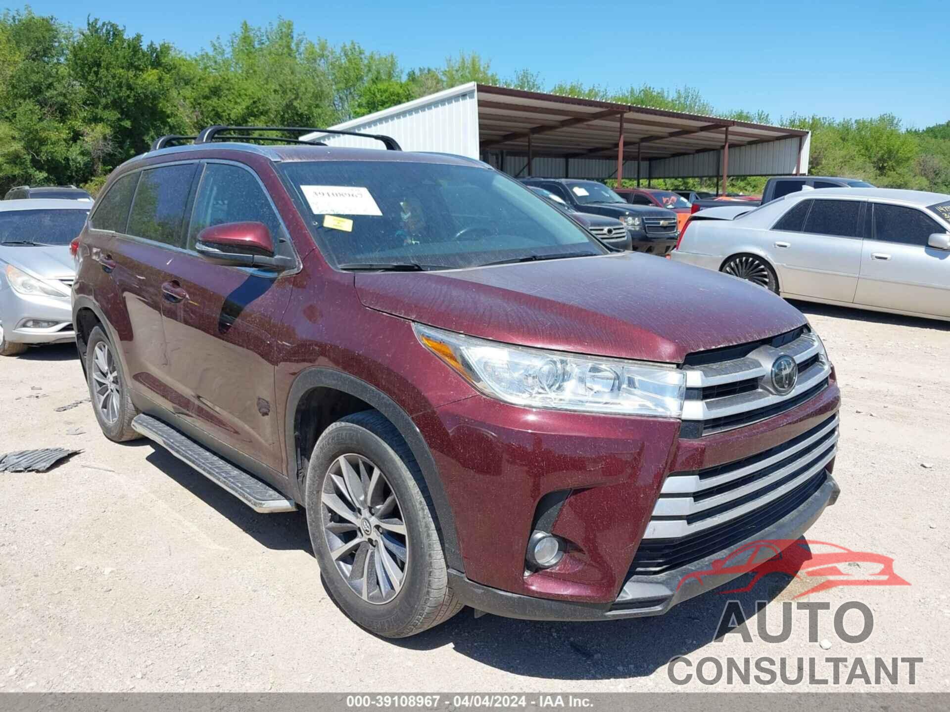 TOYOTA HIGHLANDER 2019 - 5TDJZRFH3KS943107