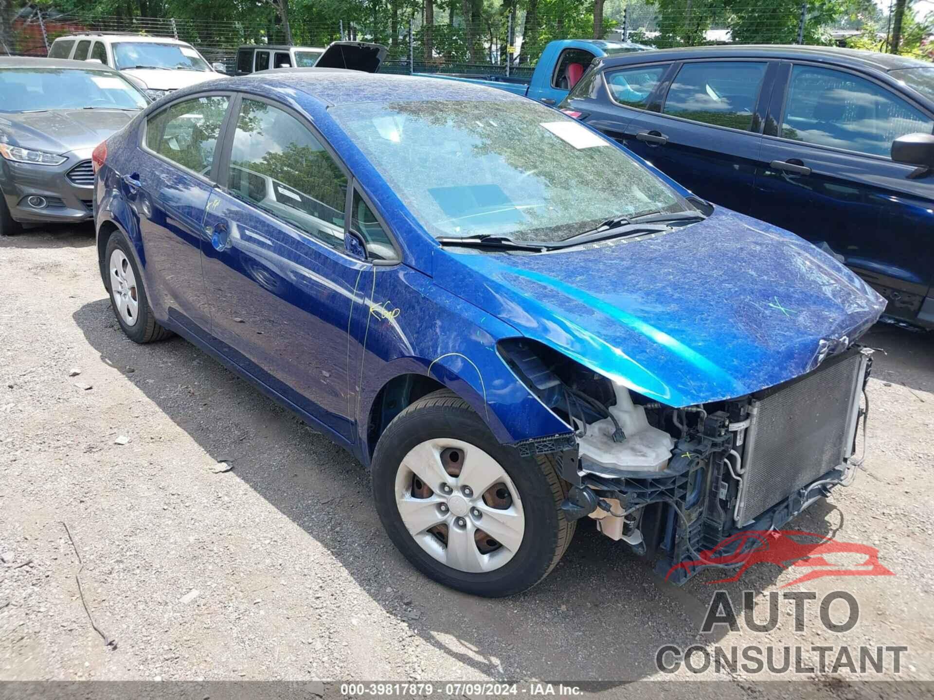 KIA FORTE 2018 - 3KPFK4A74JE199327