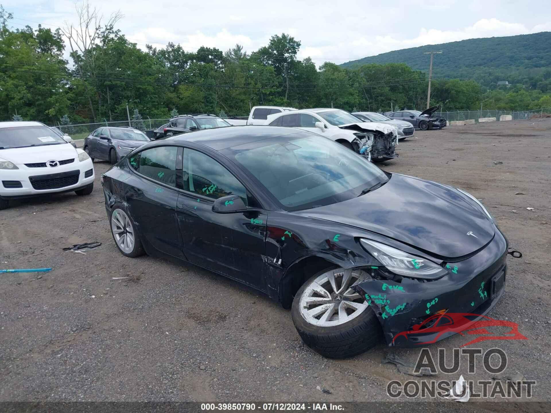 TESLA MODEL 3 2021 - 5YJ3E1EAXMF851218