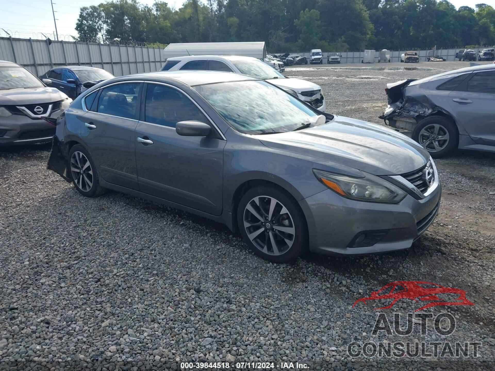 NISSAN ALTIMA 2017 - 1N4AL3AP3HN323391