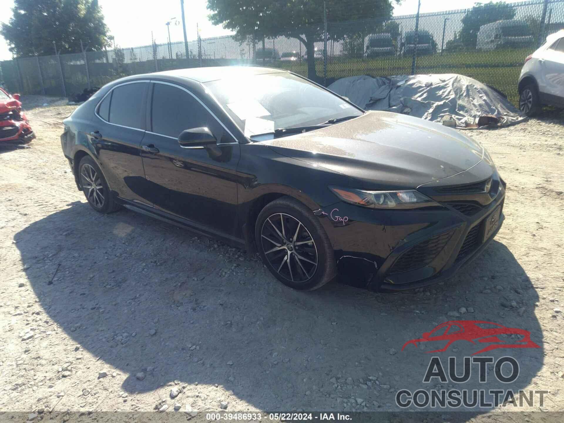 TOYOTA CAMRY 2022 - 4T1G11AK3NU680697