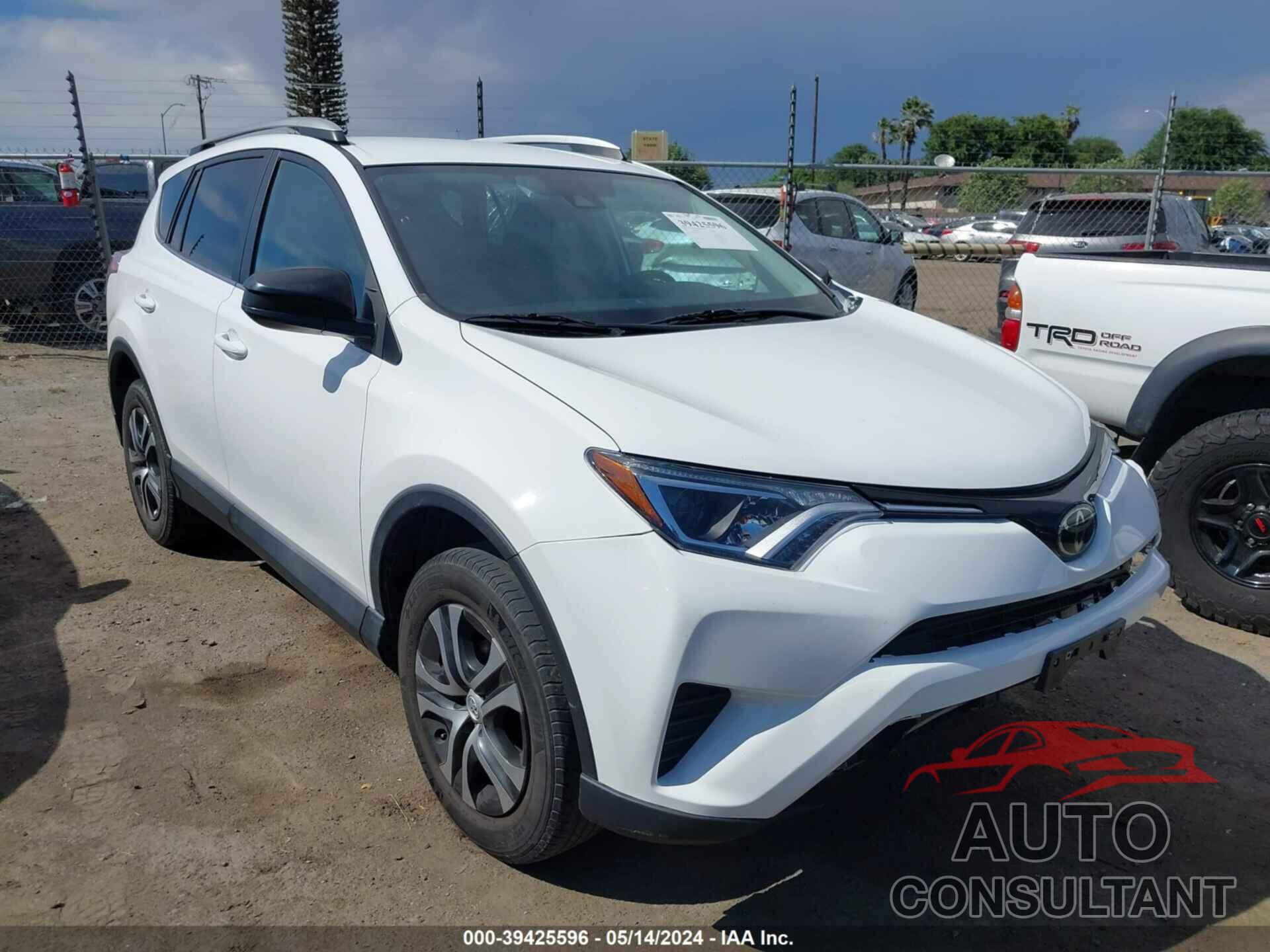 TOYOTA RAV4 2018 - 2T3ZFREV3JW488632