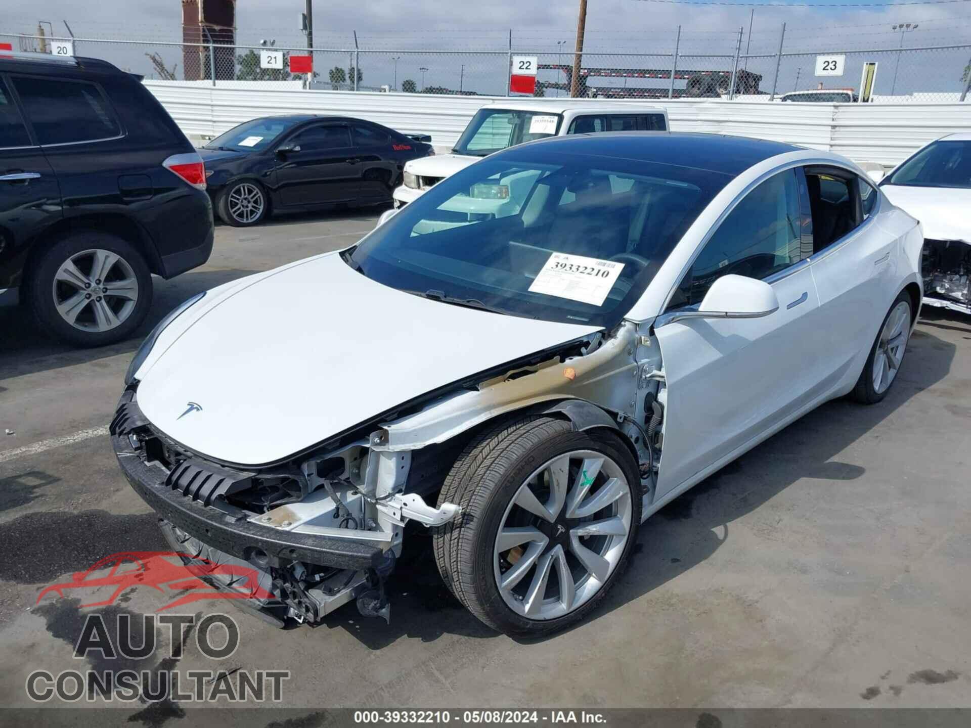 TESLA MODEL 3 2019 - 5YJ3E1EB5KF494326