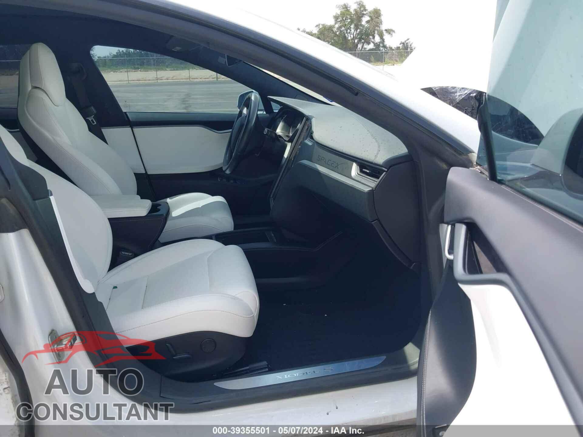TESLA MODEL S 2018 - 5YJSA1E28JF257156