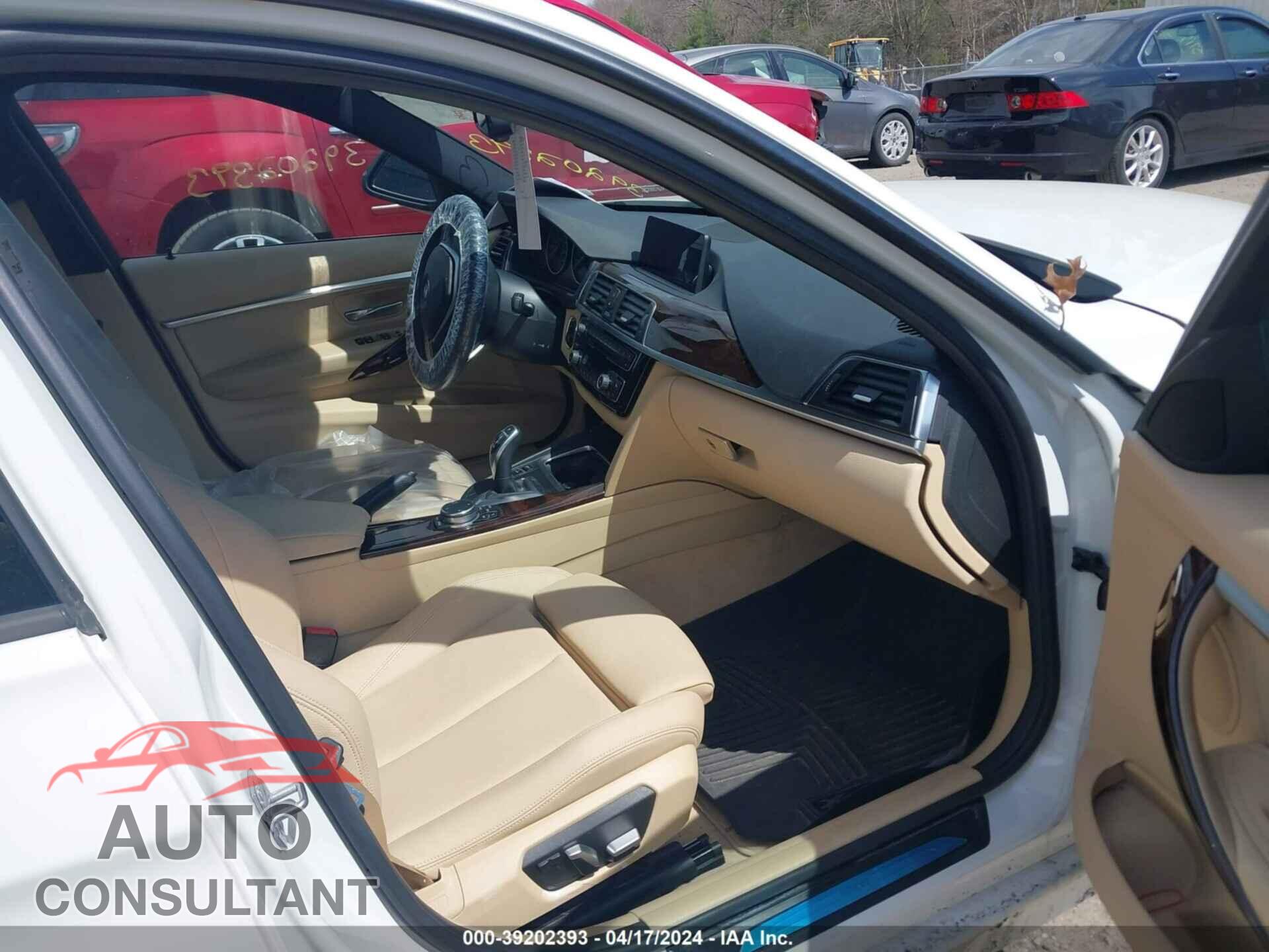 BMW 328I 2016 - WBA8E3G52GNU05665