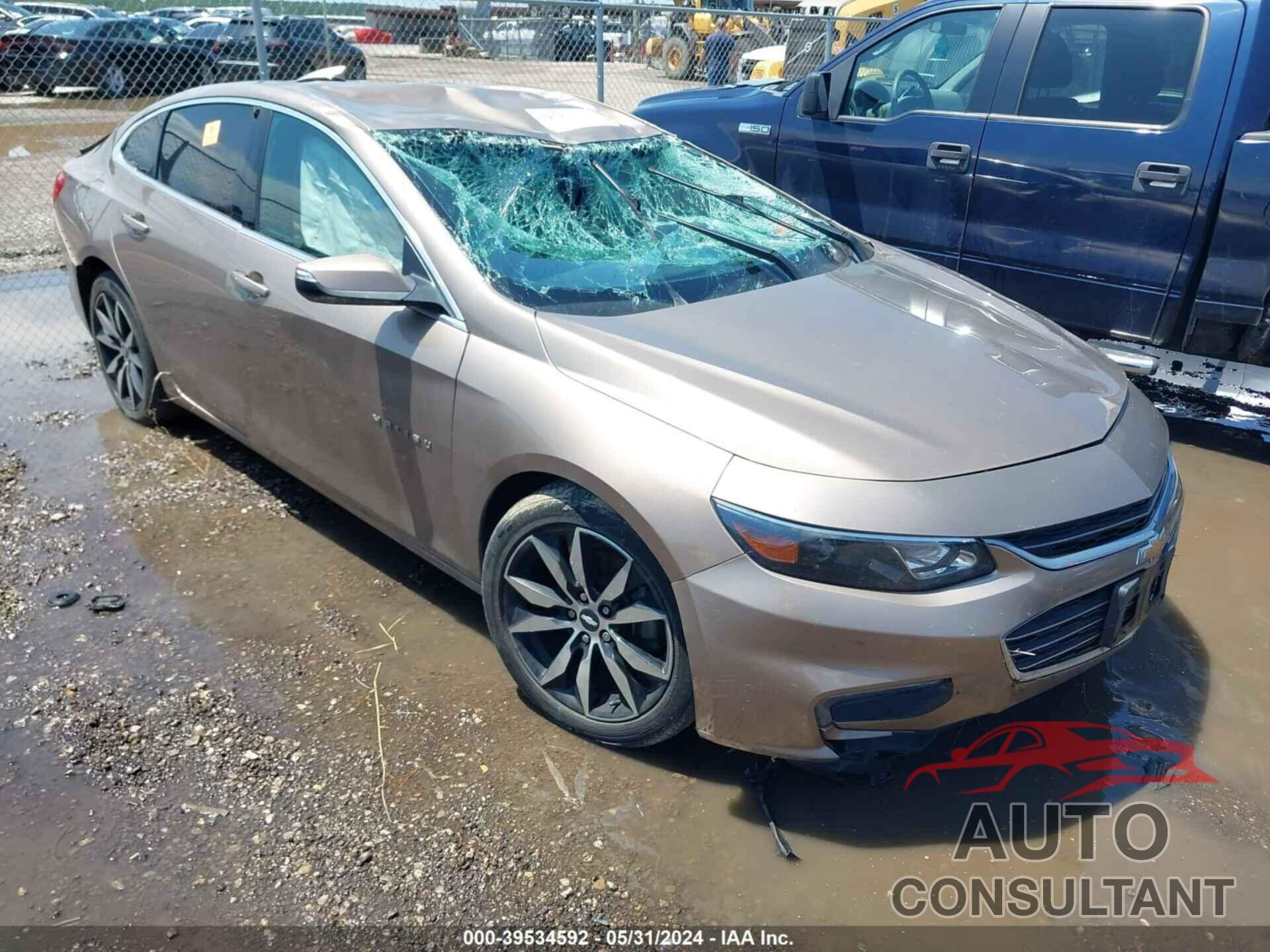 CHEVROLET MALIBU 2018 - 1G1ZD5ST2JF256096