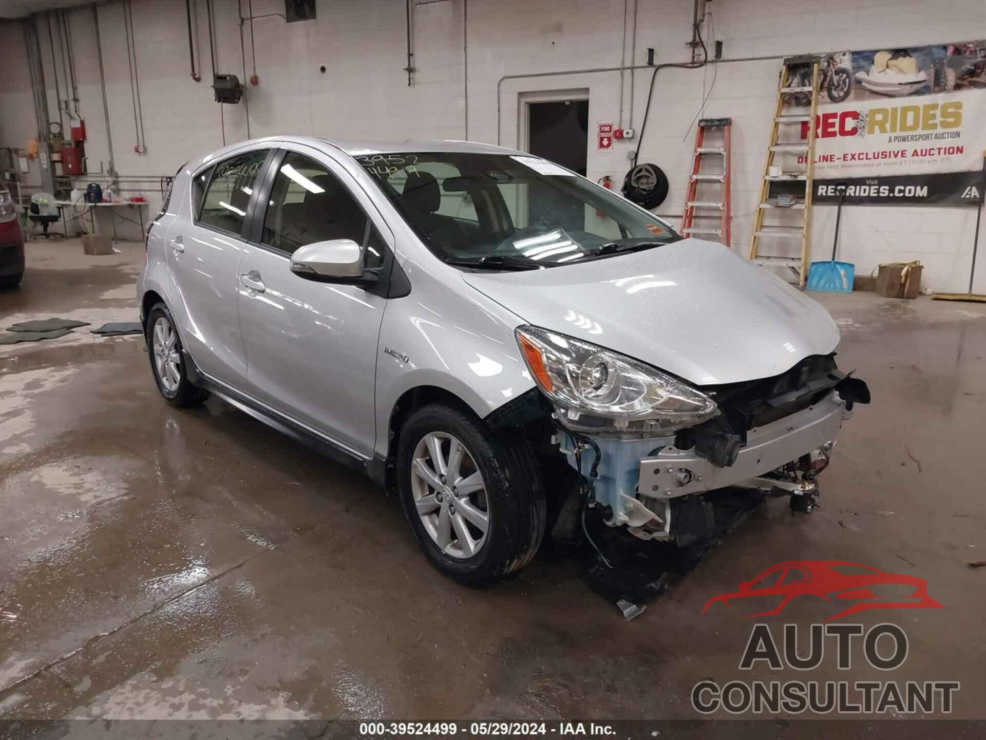 TOYOTA PRIUS C 2017 - JTDKDTB32H1594151
