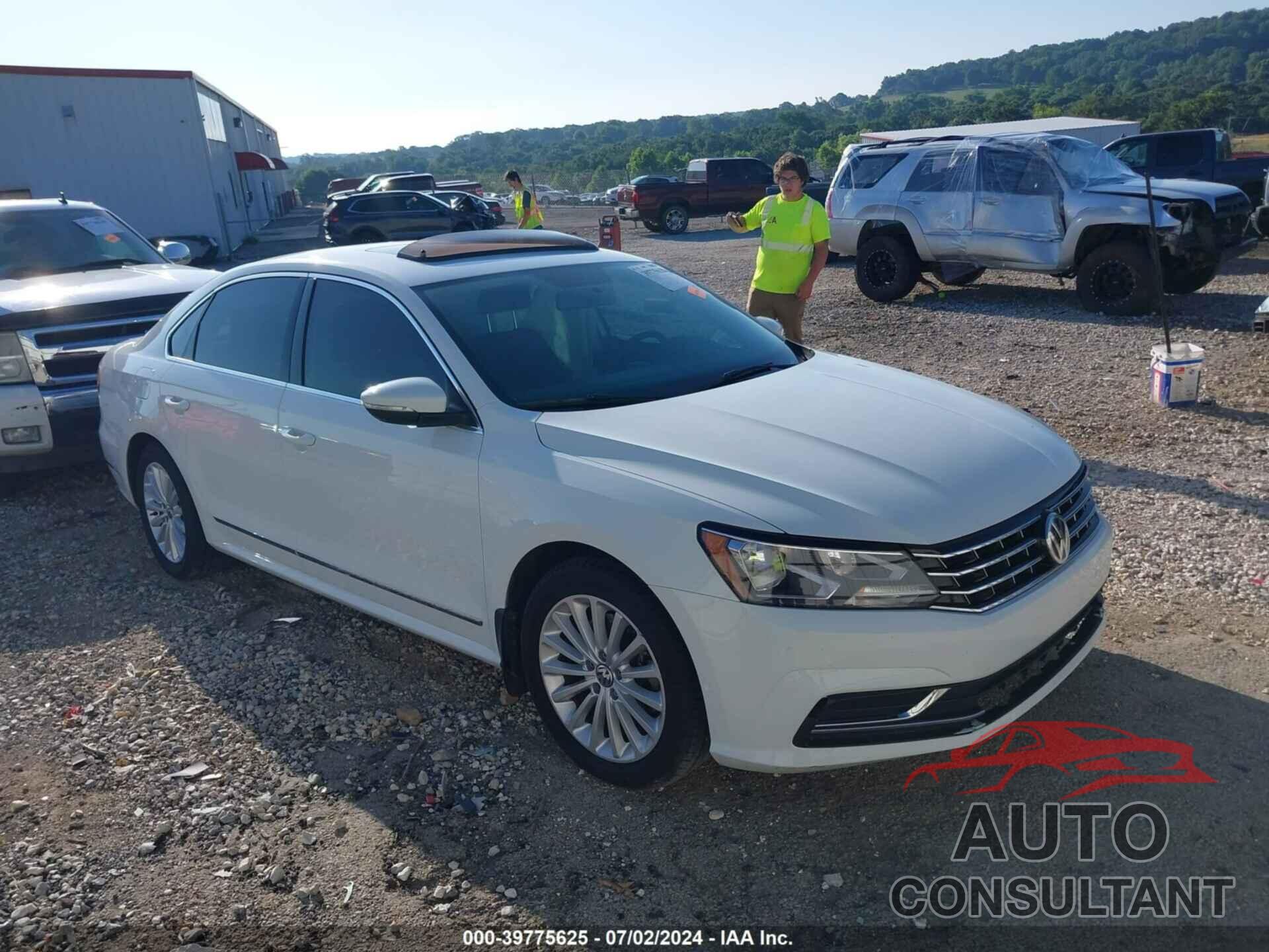 VOLKSWAGEN PASSAT 2017 - 1VWBT7A36HC064732