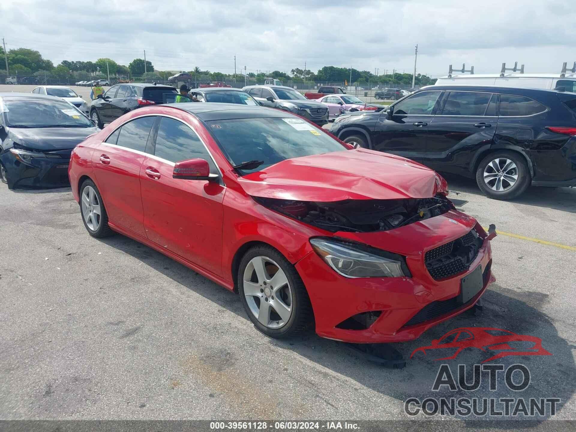 MERCEDES-BENZ CLA 250 2016 - WDDSJ4EB0GN308635