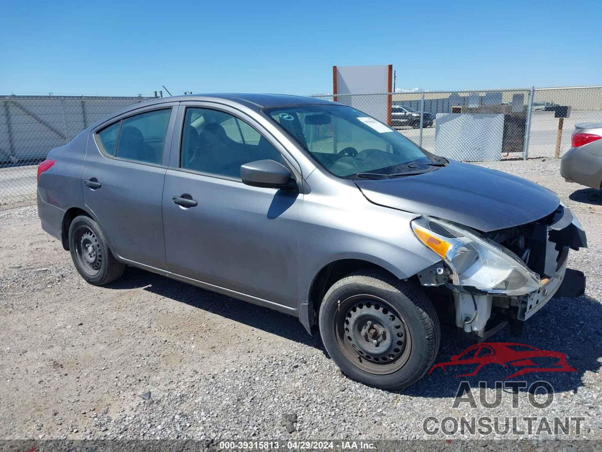 NISSAN VERSA 2017 - 3N1CN7AP8HL816457