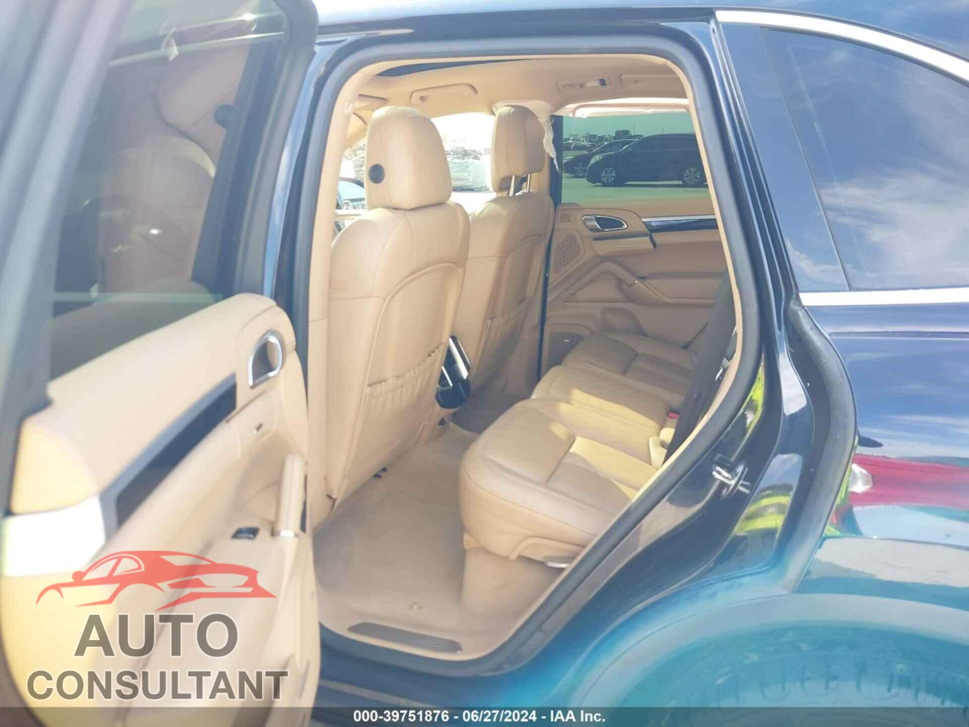 PORSCHE CAYENNE 2016 - WP1AA2A26GLA10939