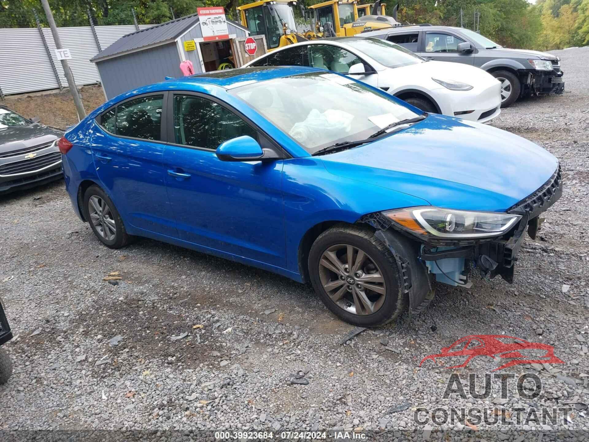 HYUNDAI ELANTRA 2017 - KMHD84LF6HU251087