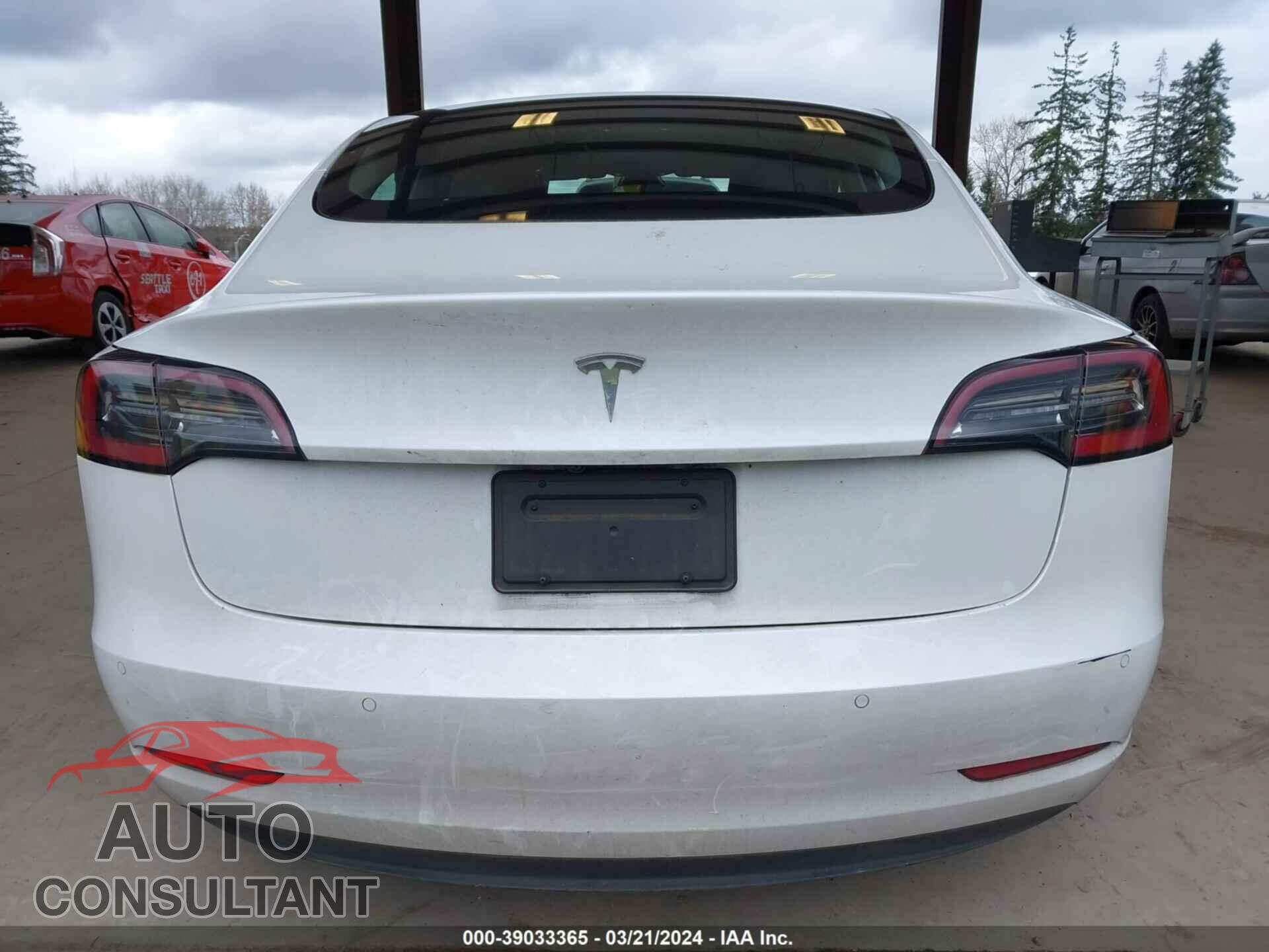 TESLA MODEL 3 2021 - 5YJ3E1EA9MF014623
