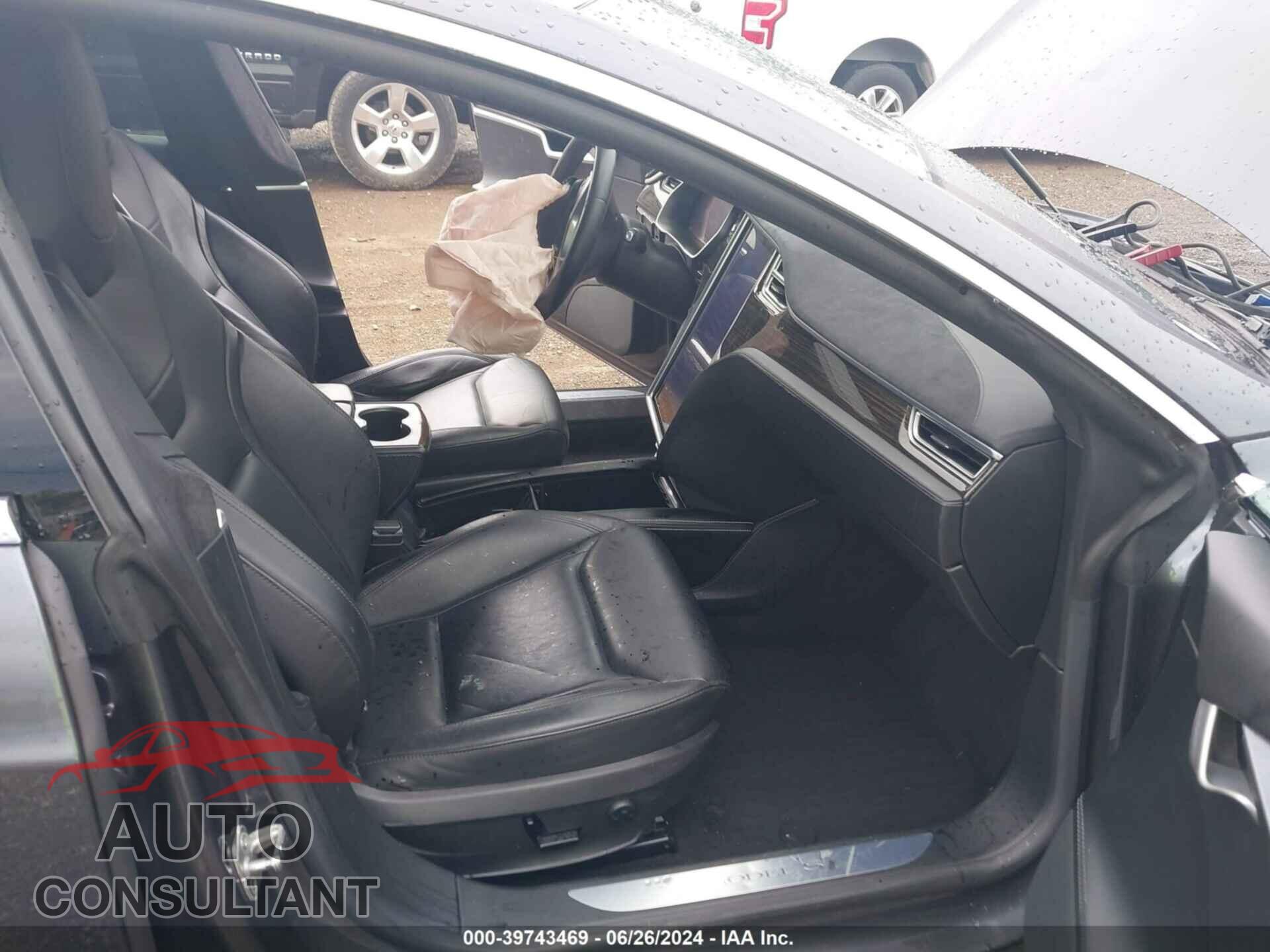 TESLA MODEL S 2016 - 5YJSA1E47GF131204