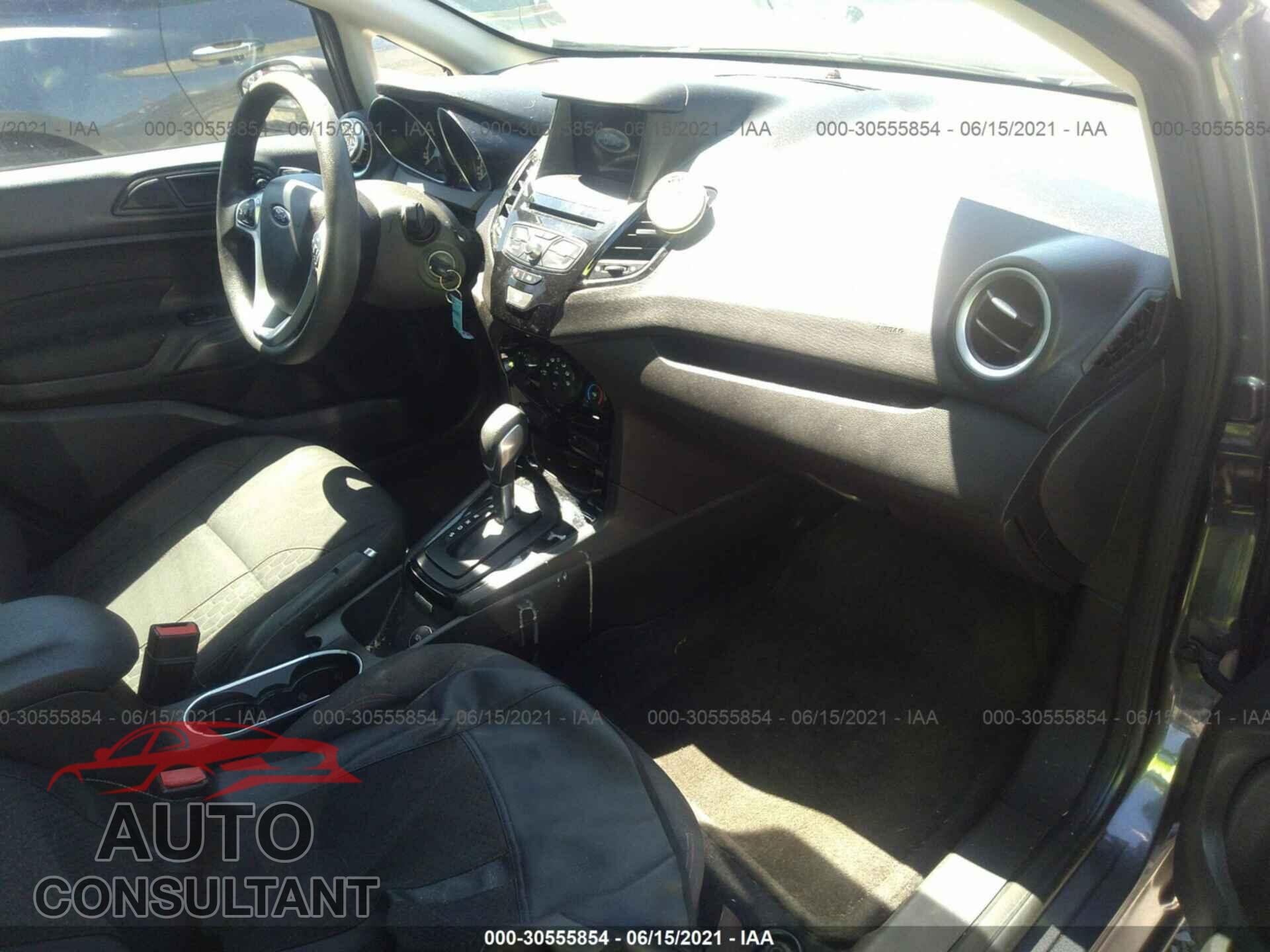 FORD FIESTA 2017 - 3FADP4EJ3HM136370