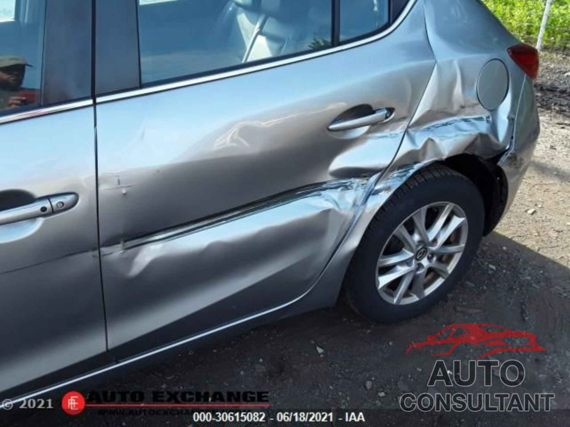 MAZDA MAZDA3 2015 - JM1BM1M72F1219684