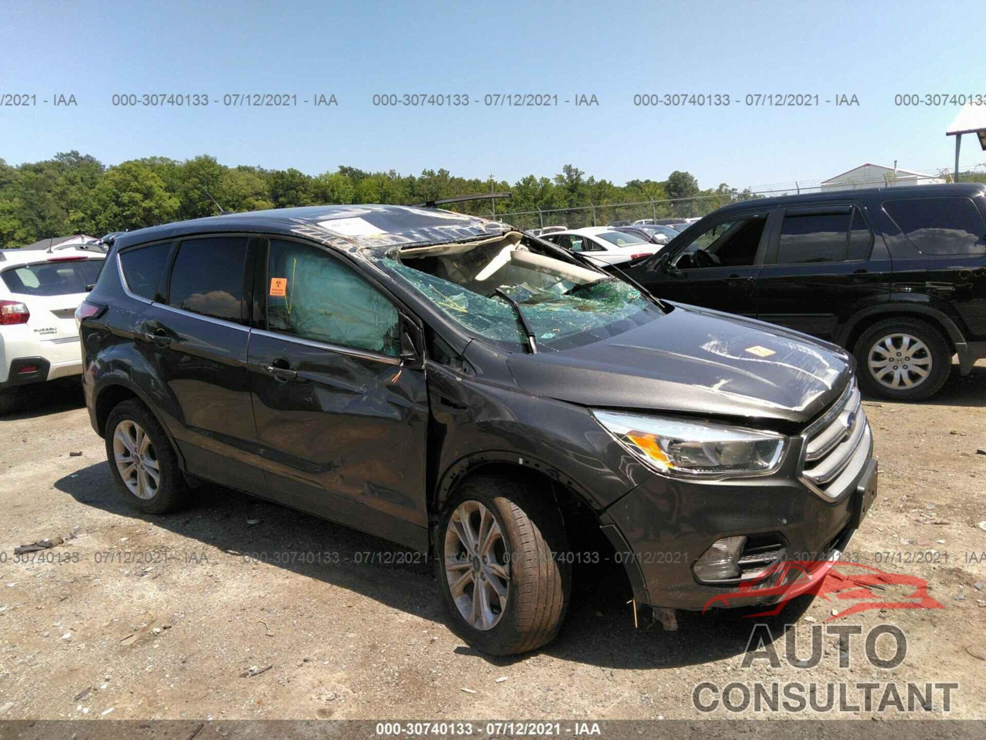 FORD ESCAPE 2017 - 1FMCU9GD2HUE68052