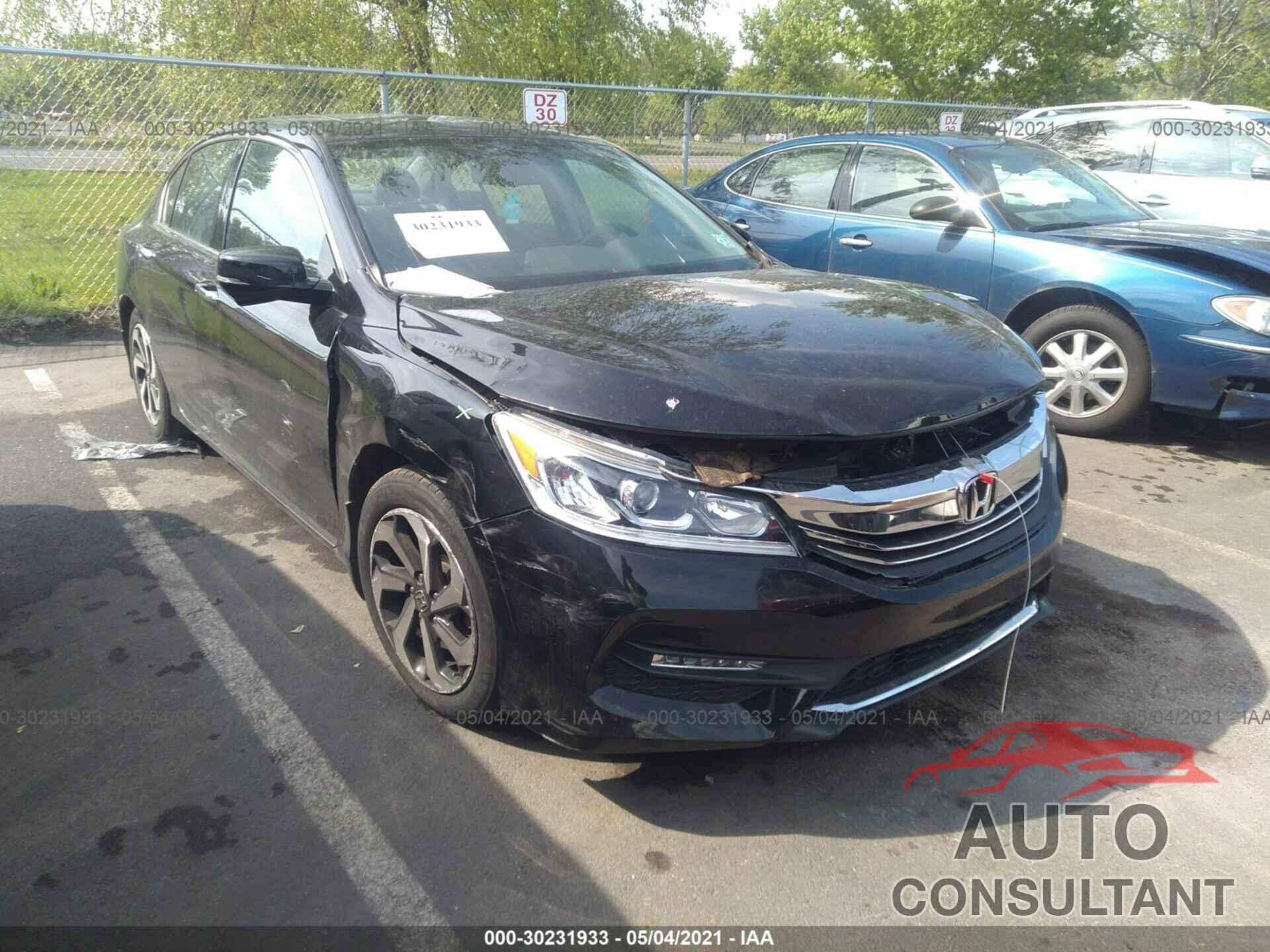HONDA ACCORD SEDAN 2017 - 1HGCR3F89HA016917