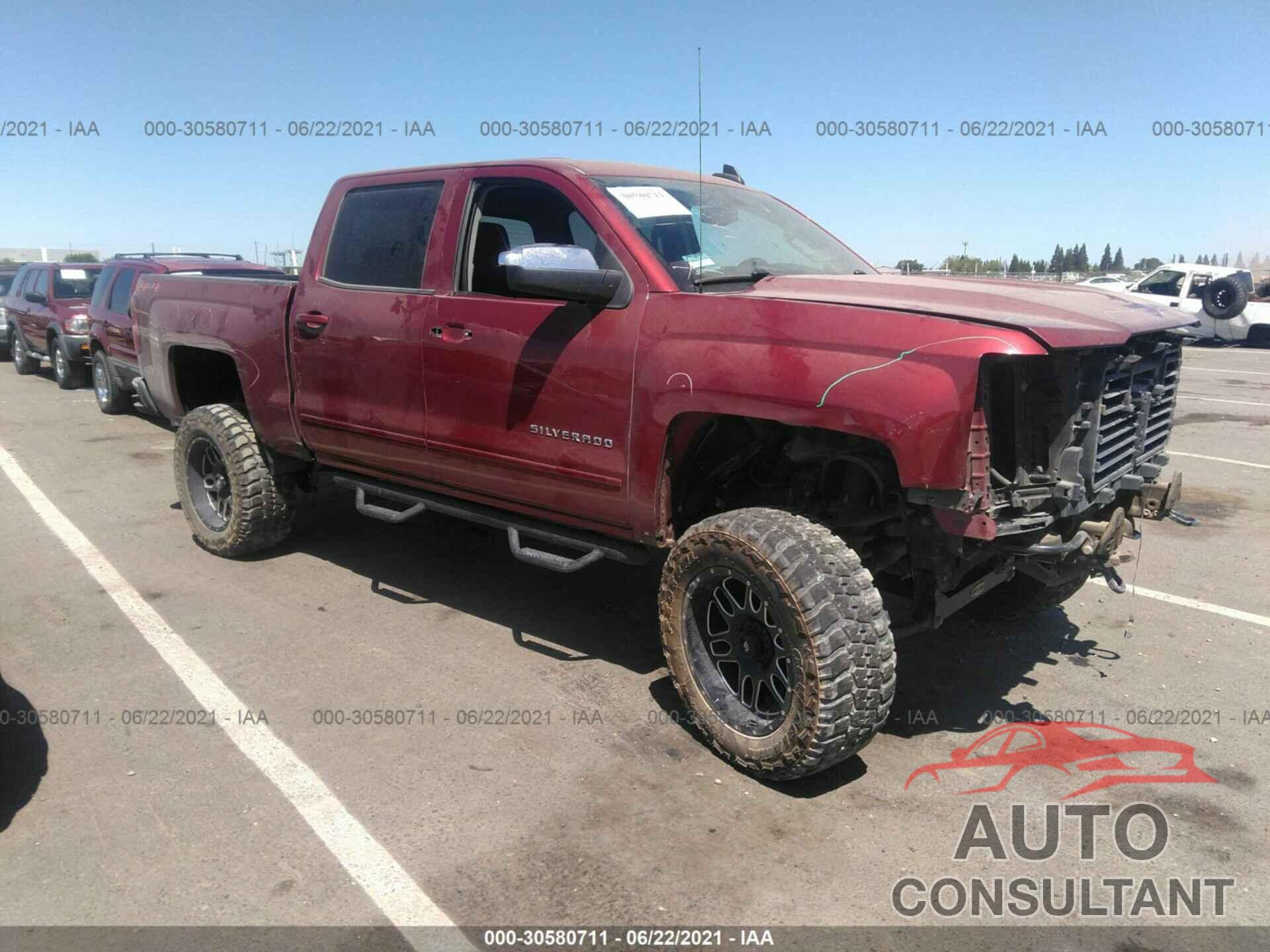 CHEVROLET SILVERADO 1500 2018 - 3GCUKREC3JG157909
