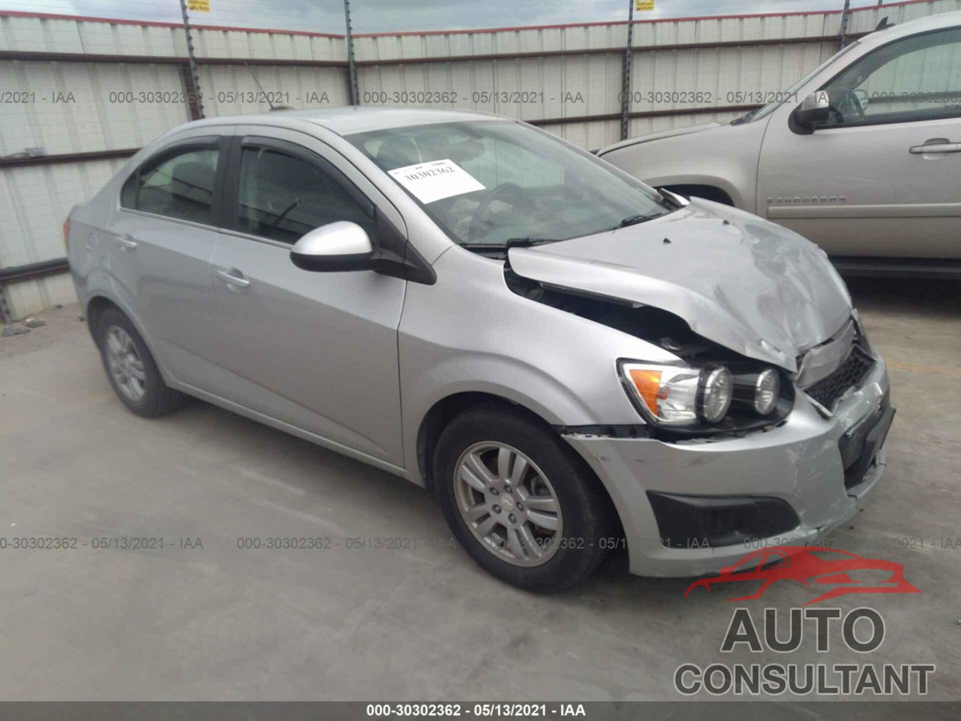 CHEVROLET SONIC 2016 - 1G1JC5SH7G4118814