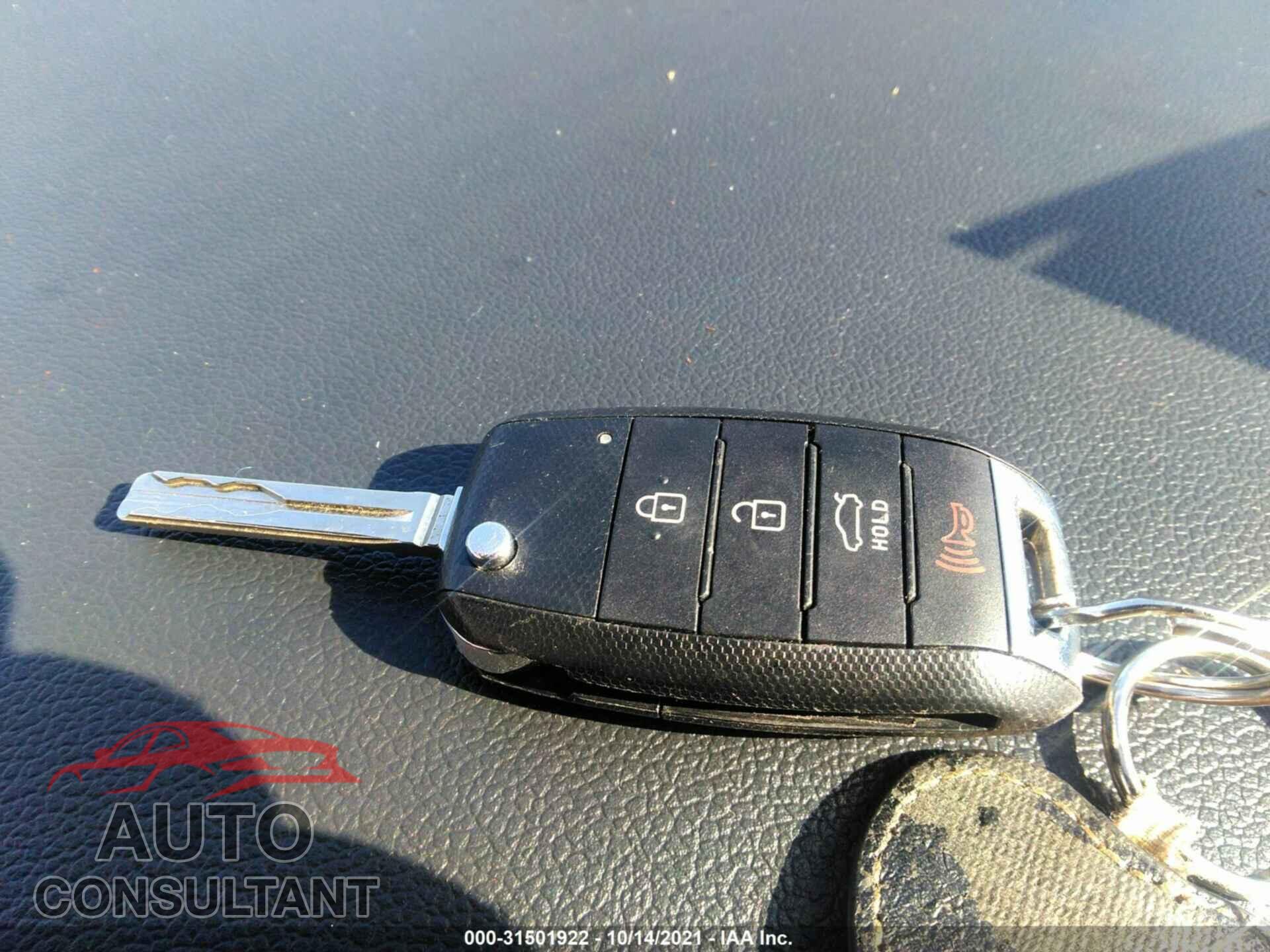 KIA RIO 2016 - KNADM4A33G6588583