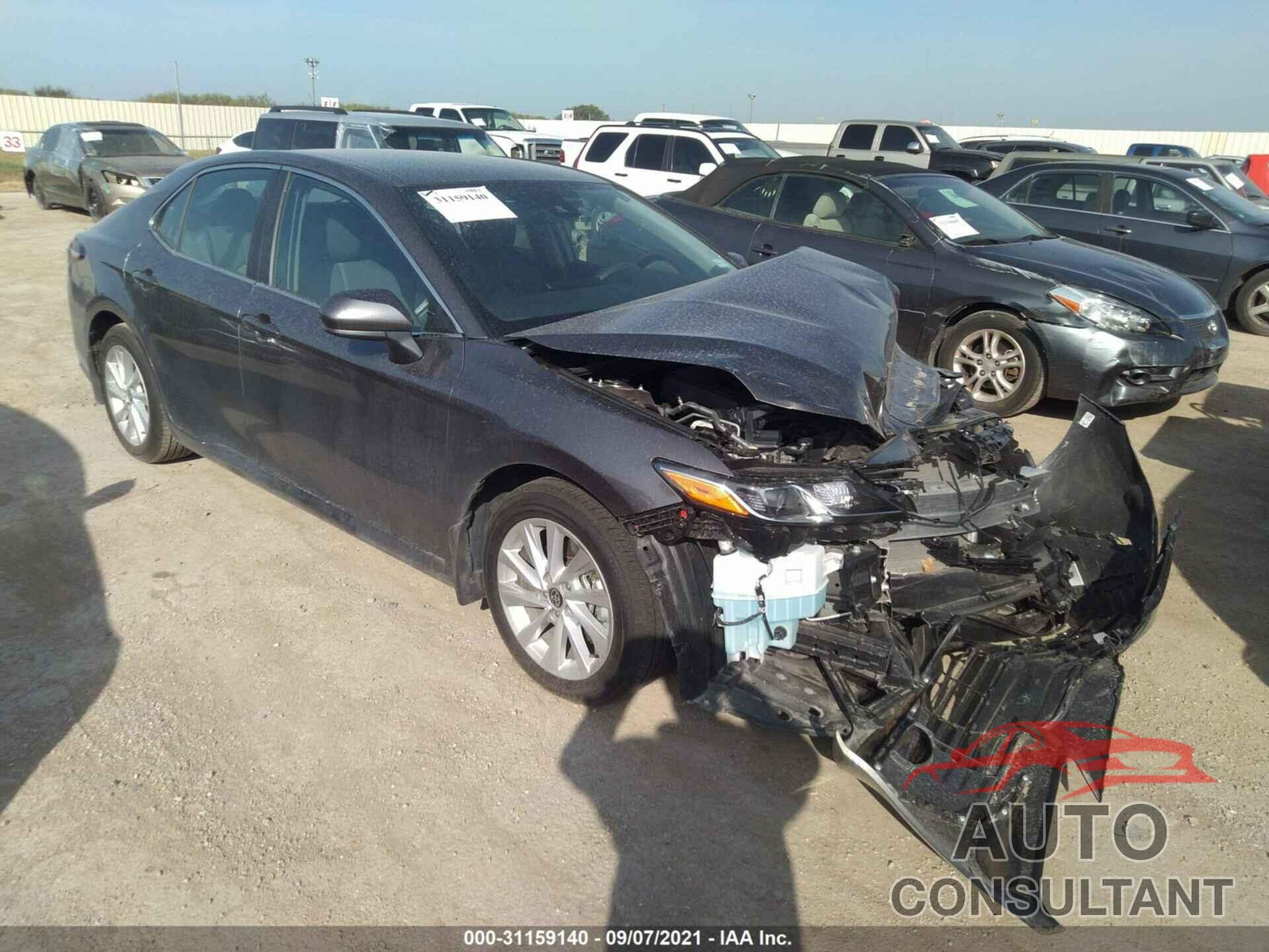 TOYOTA CAMRY 2021 - 4T1C11AK1MU458382