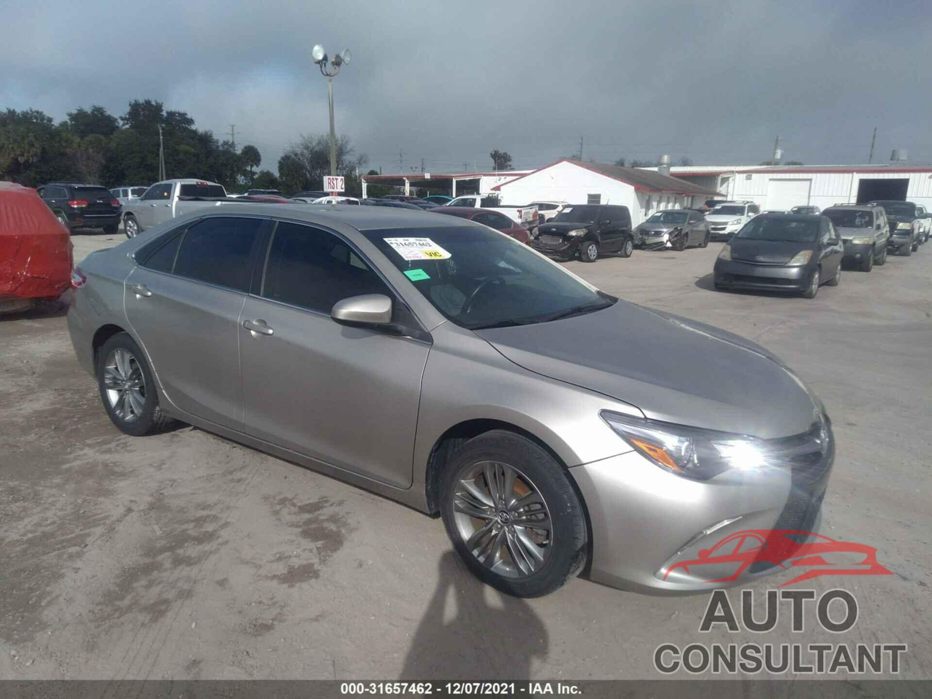 TOYOTA CAMRY 2016 - 4T1BF1FK2GU548537
