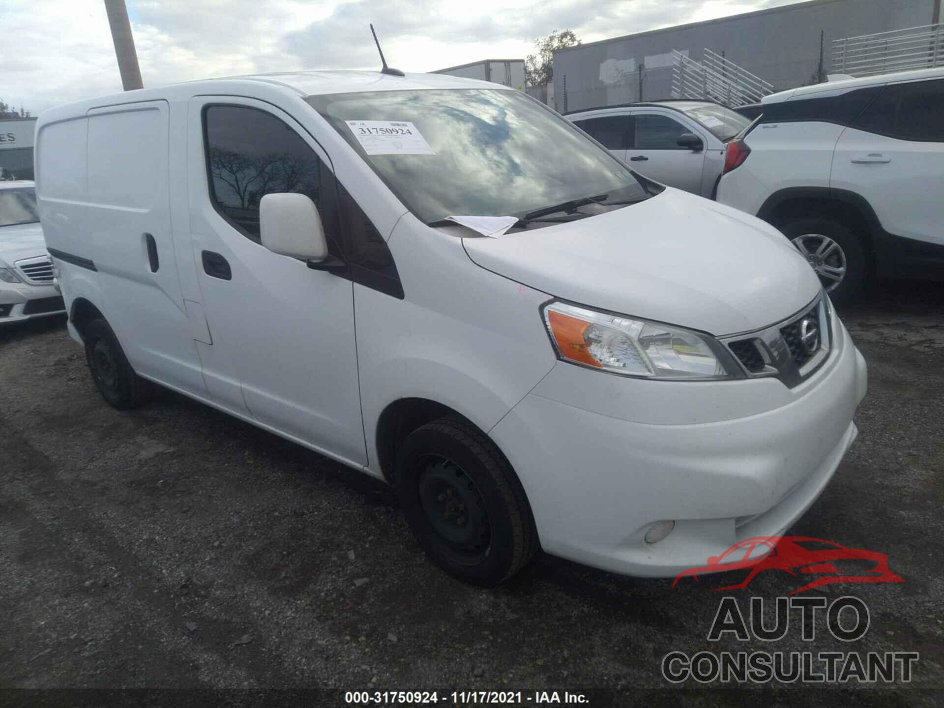 NISSAN NV200 COMPACT CARGO 2017 - 3N6CM0KN1HK712058