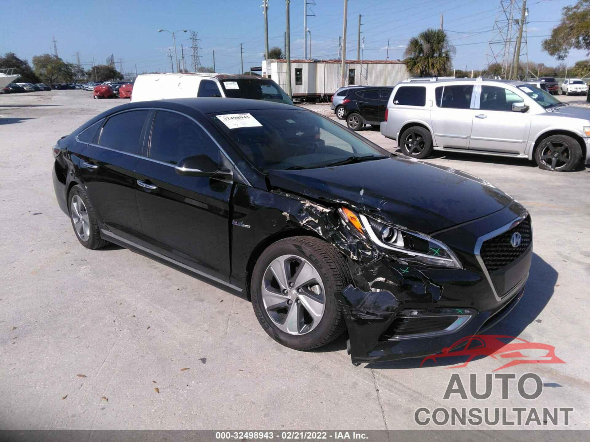 HYUNDAI SONATA HYBRID 2016 - KMHE34L10GA017387