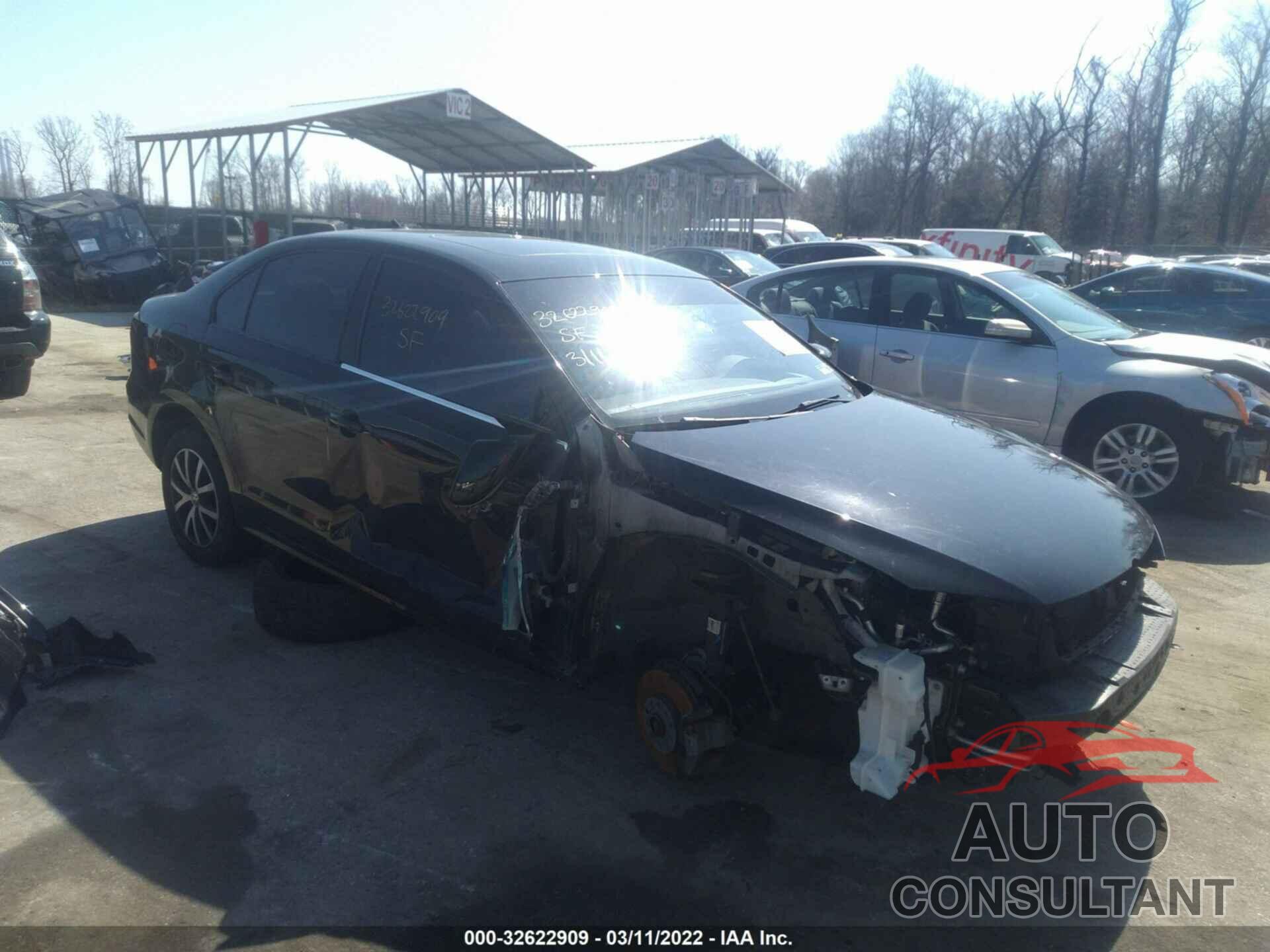 VOLKSWAGEN JETTA 2017 - 3VWDB7AJ2HM325377