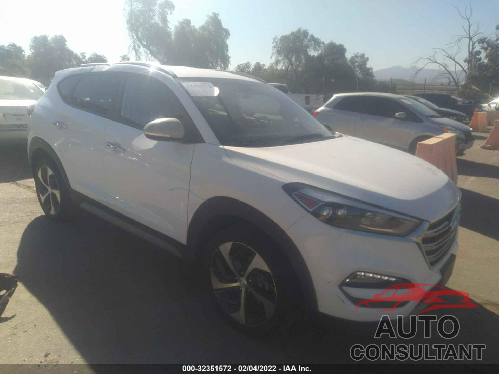 HYUNDAI TUCSON 2018 - KM8J33A23JU763326