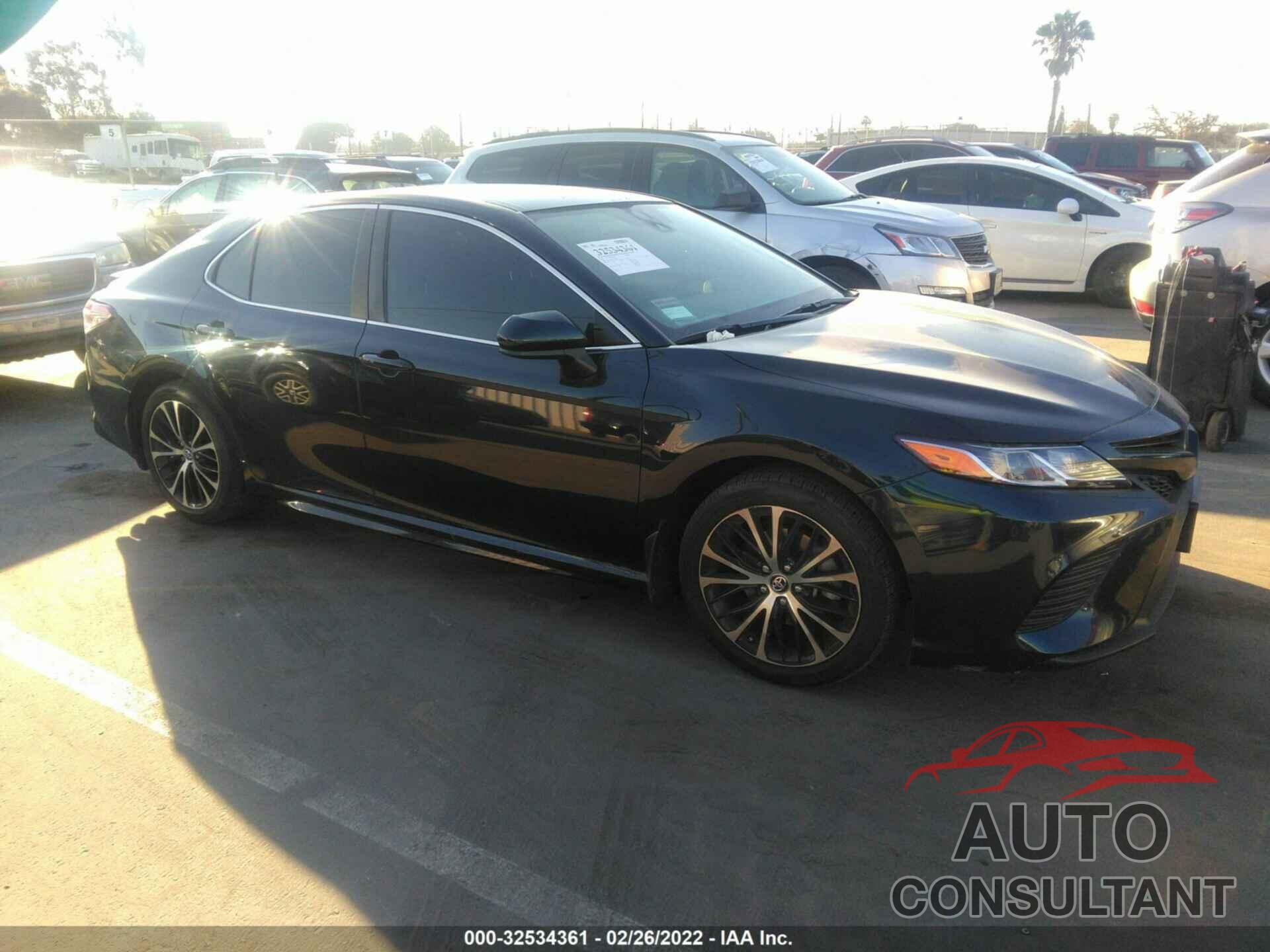 TOYOTA CAMRY 2019 - 4T1B11HK7KU852841