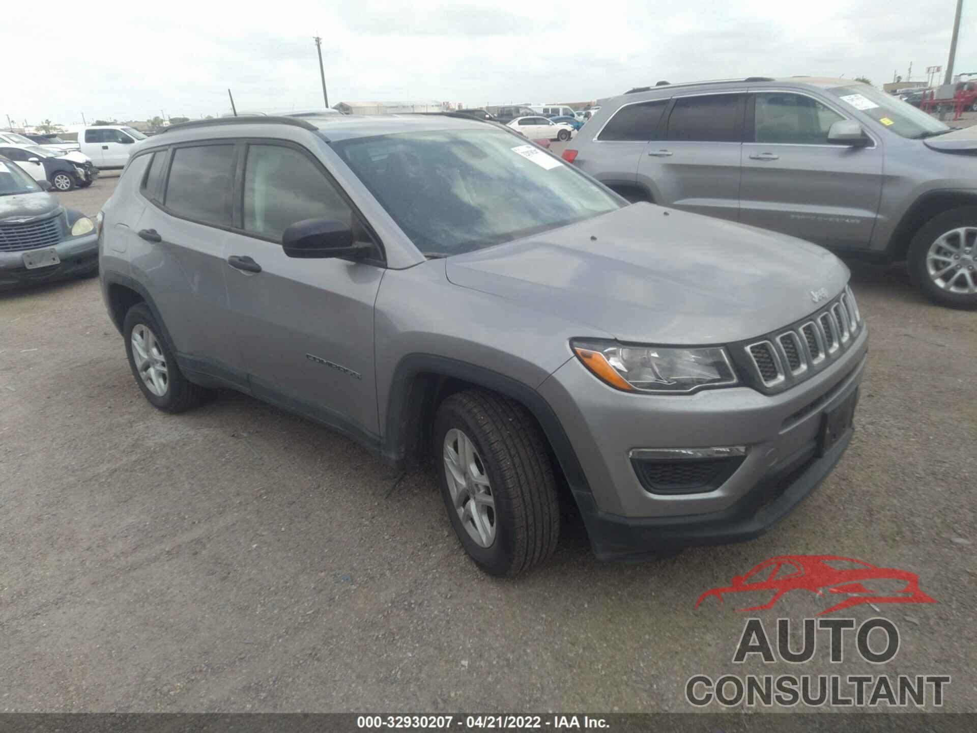 JEEP COMPASS 2018 - 3C4NJCAB8JT102381