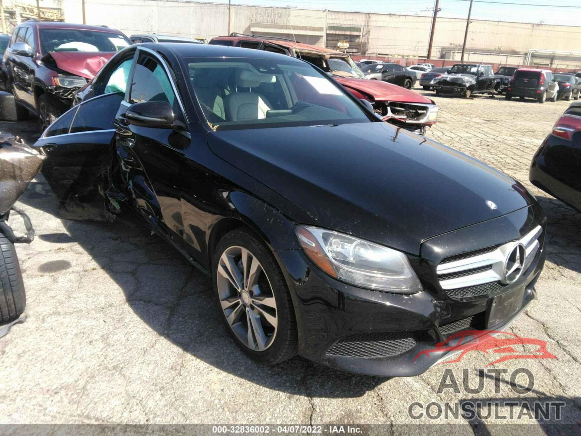 MERCEDES-BENZ C-CLASS 2016 - 55SWF4JB4GU158769