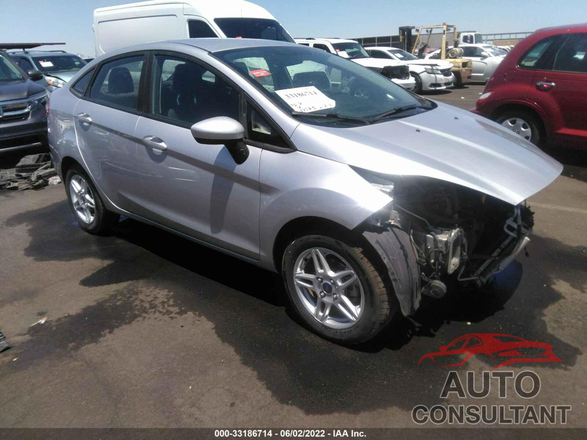 FORD FIESTA 2018 - 3FADP4BJ2JM112619