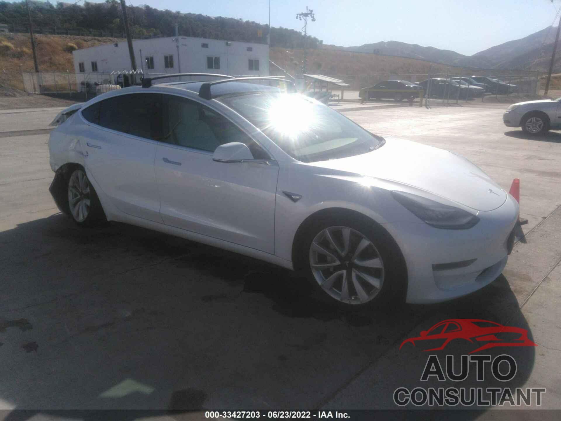 TESLA MODEL 3 2019 - 5YJ3E1EB4KF494964