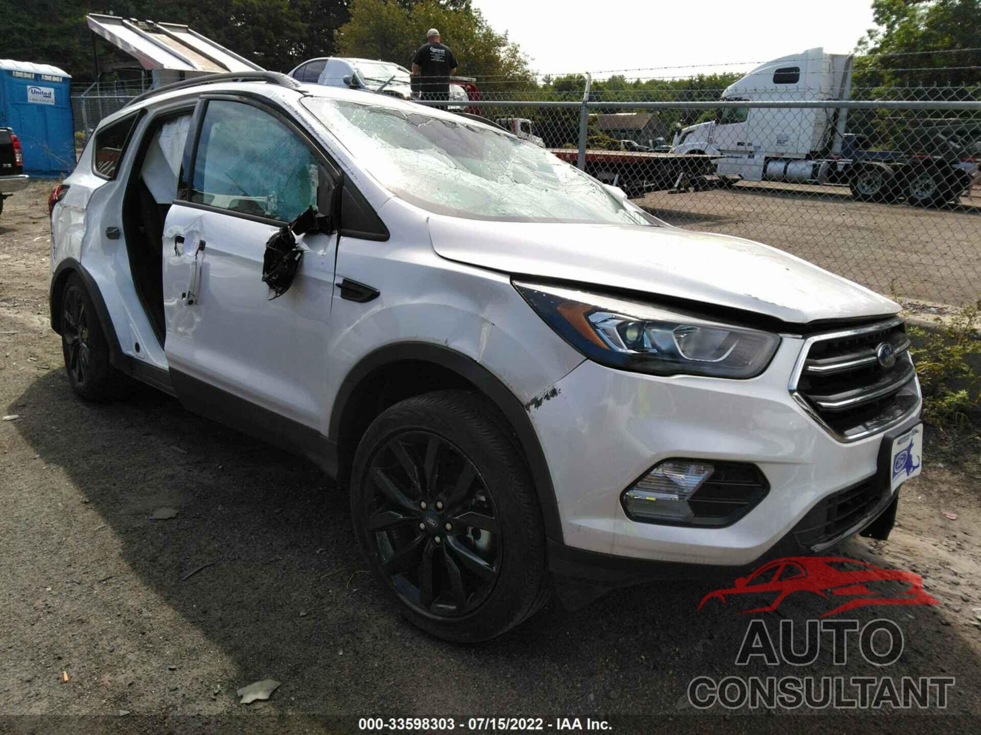 FORD ESCAPE 2019 - 1FMCU9GD9KUB83906