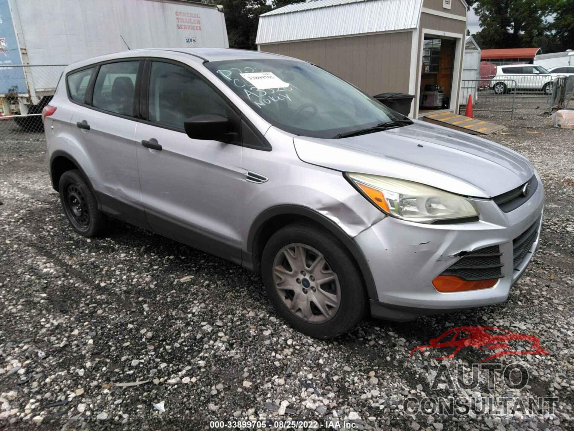 FORD ESCAPE 2016 - 1FMCU0F71GUA35201