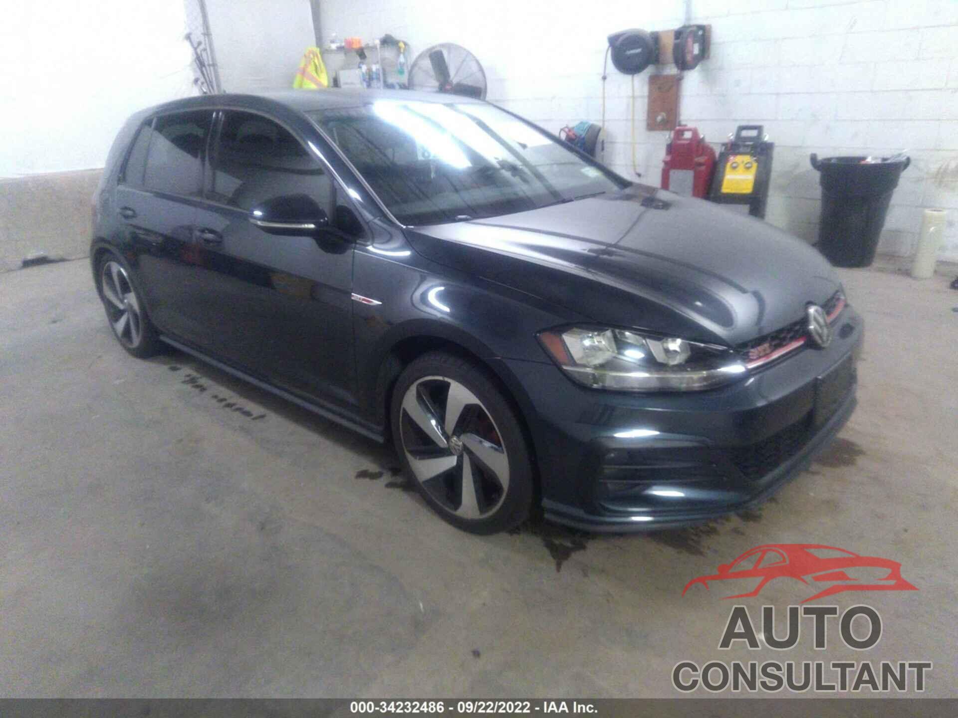 VOLKSWAGEN GOLF GTI 2020 - 3VW5T7AU1LM000630