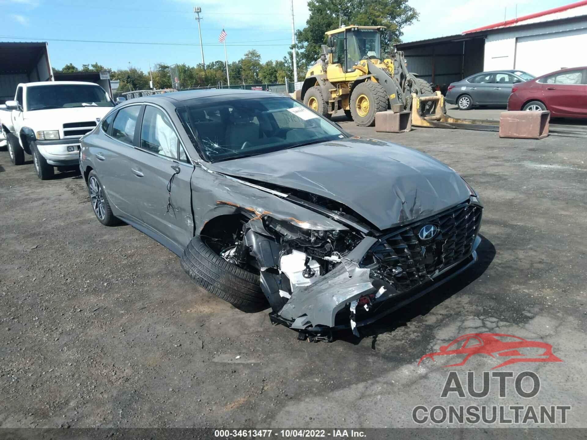 HYUNDAI SONATA 2022 - KMHL34J2XNA239161