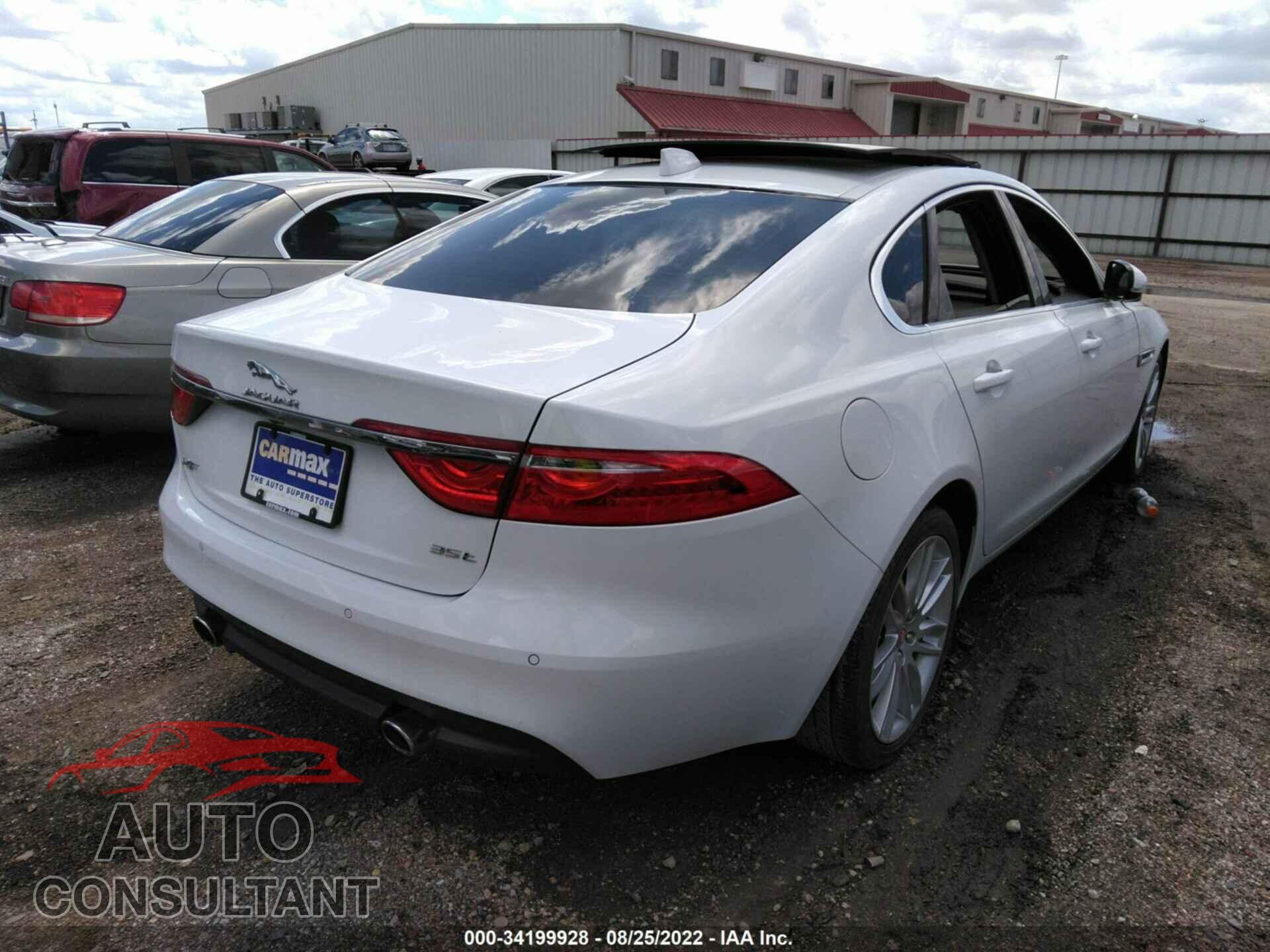 JAGUAR XF 2016 - SAJBE4BV2GCY09956