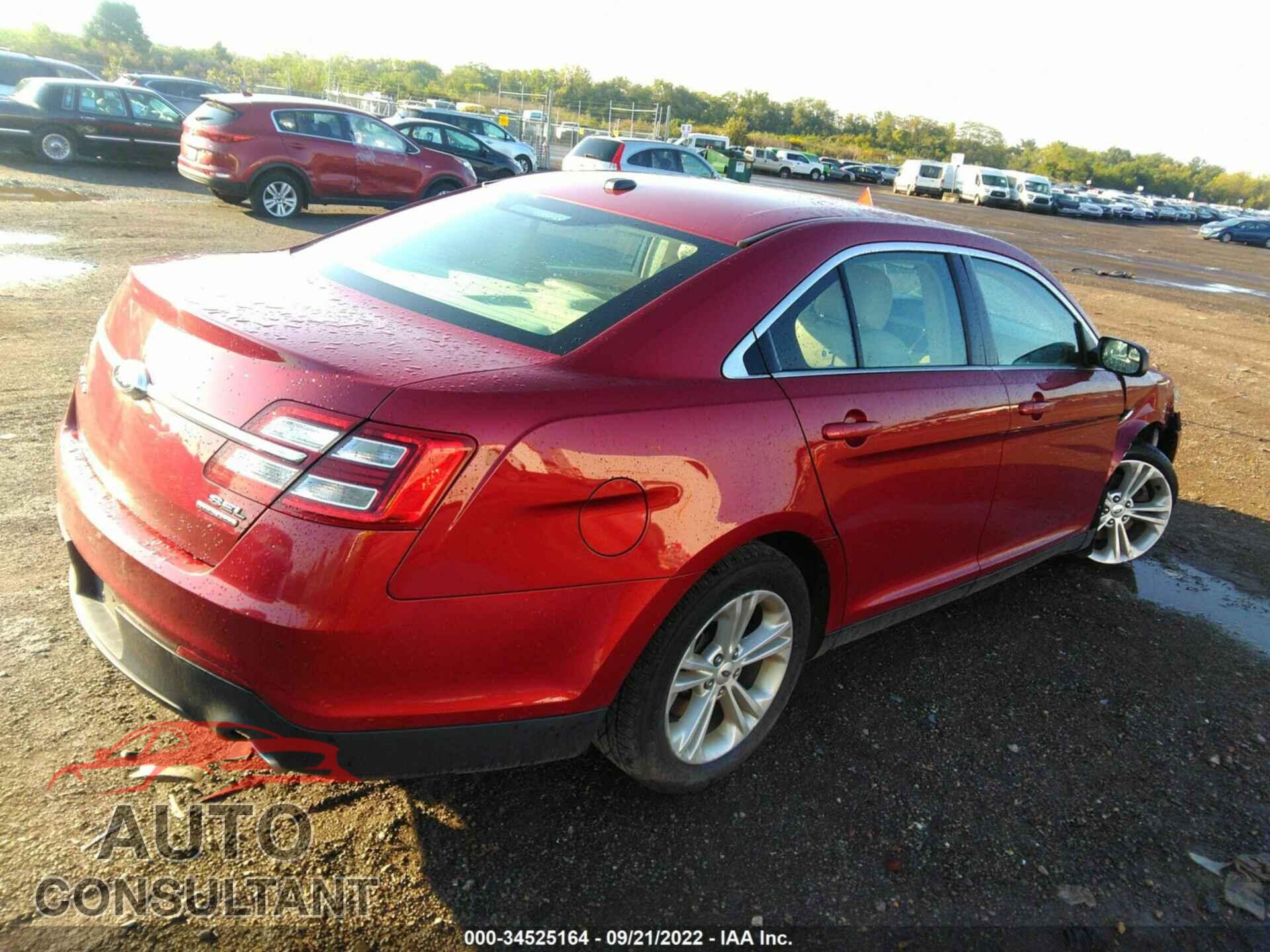 FORD TAURUS 2017 - 1FAHP2E86HG109838