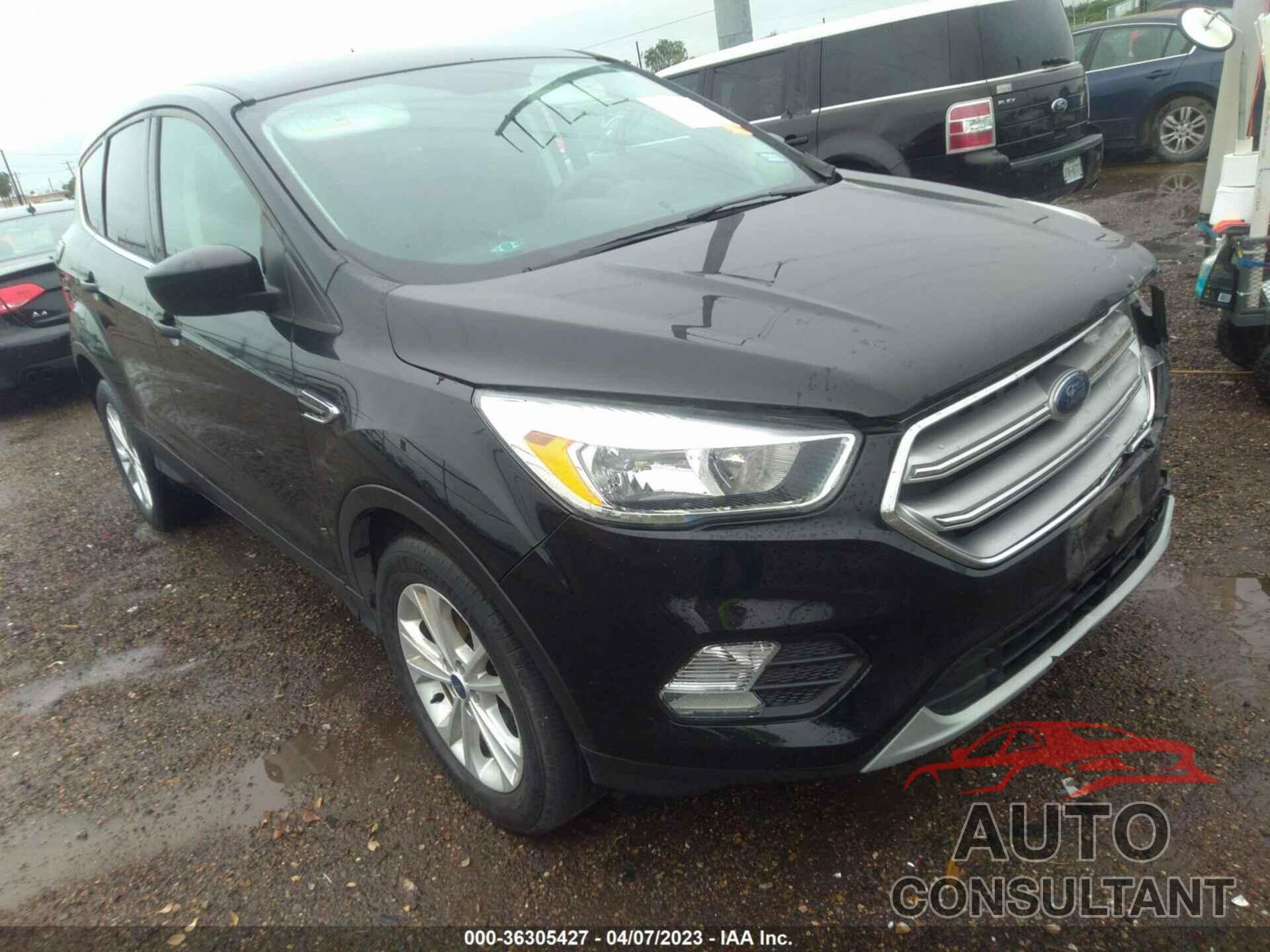 FORD ESCAPE 2017 - 1FMCU0GD2HUD65984
