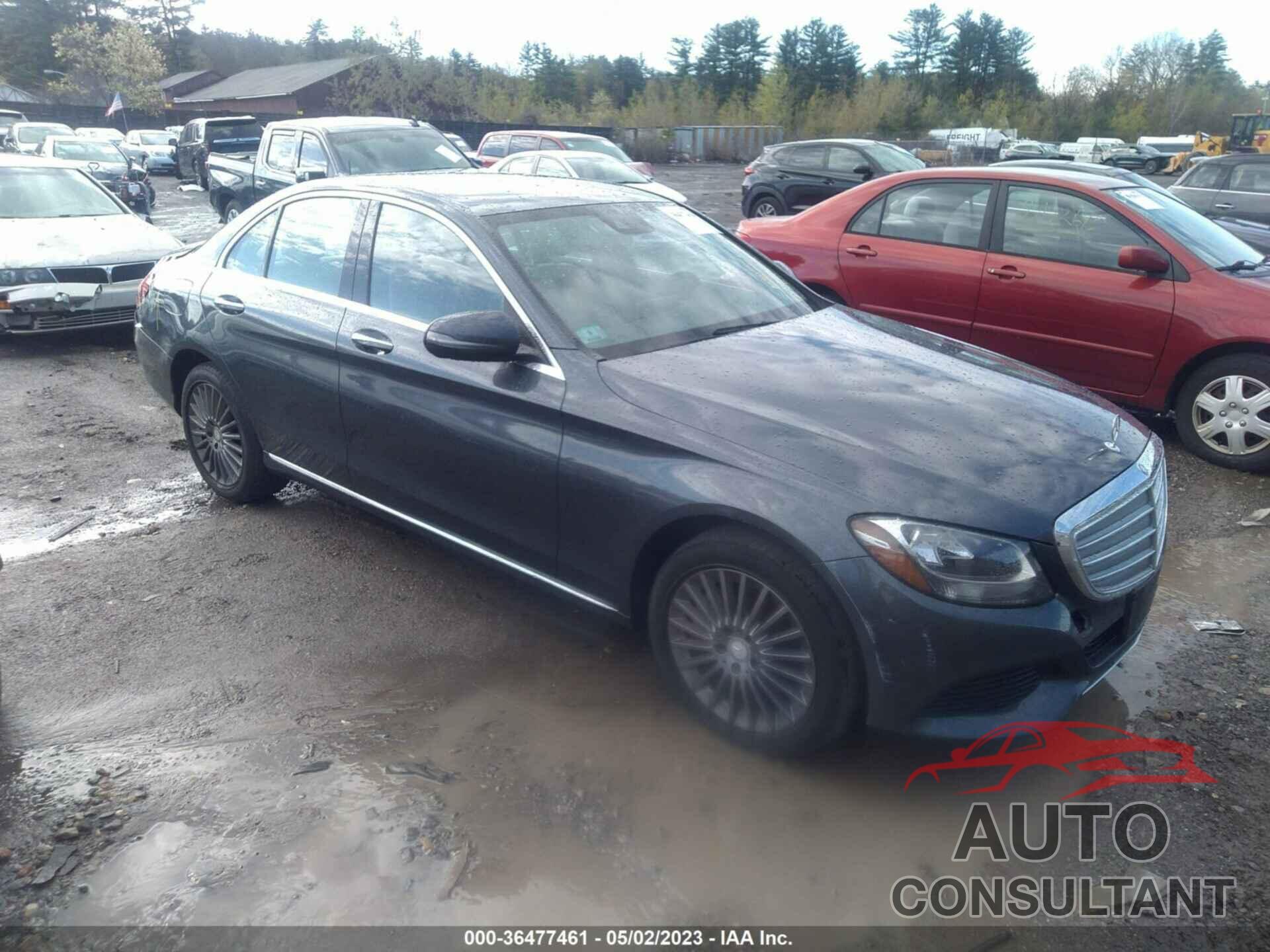 MERCEDES-BENZ C-CLASS 2016 - 55SWF4KB3GU136969