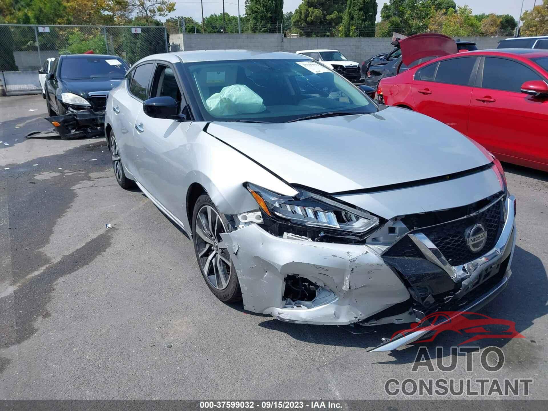 NISSAN MAXIMA 2019 - 1N4AA6AV2KC379394