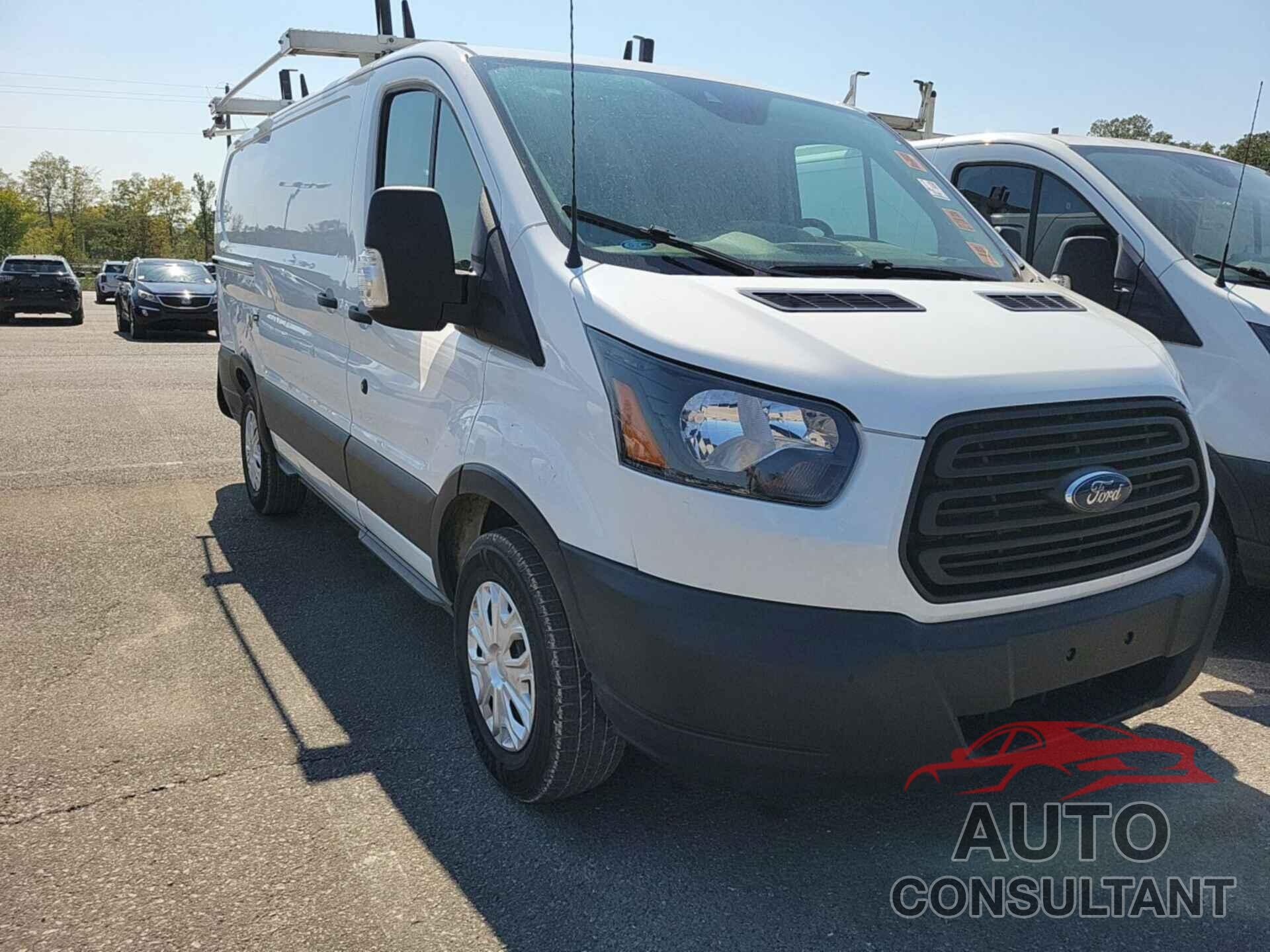 FORD TRANSIT VAN 2019 - 1FTYR1YG6KKB67163