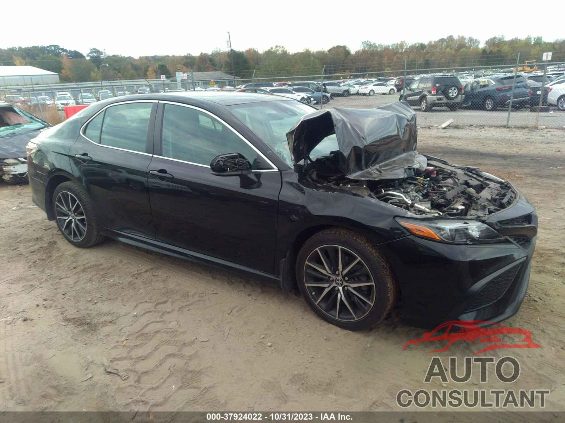 TOYOTA CAMRY 2021 - 4T1G11AK6MU451607